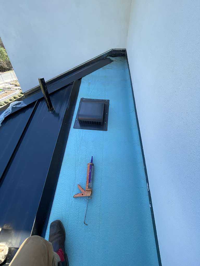 Mini Metal Portfolio by REPS OF TEXAS