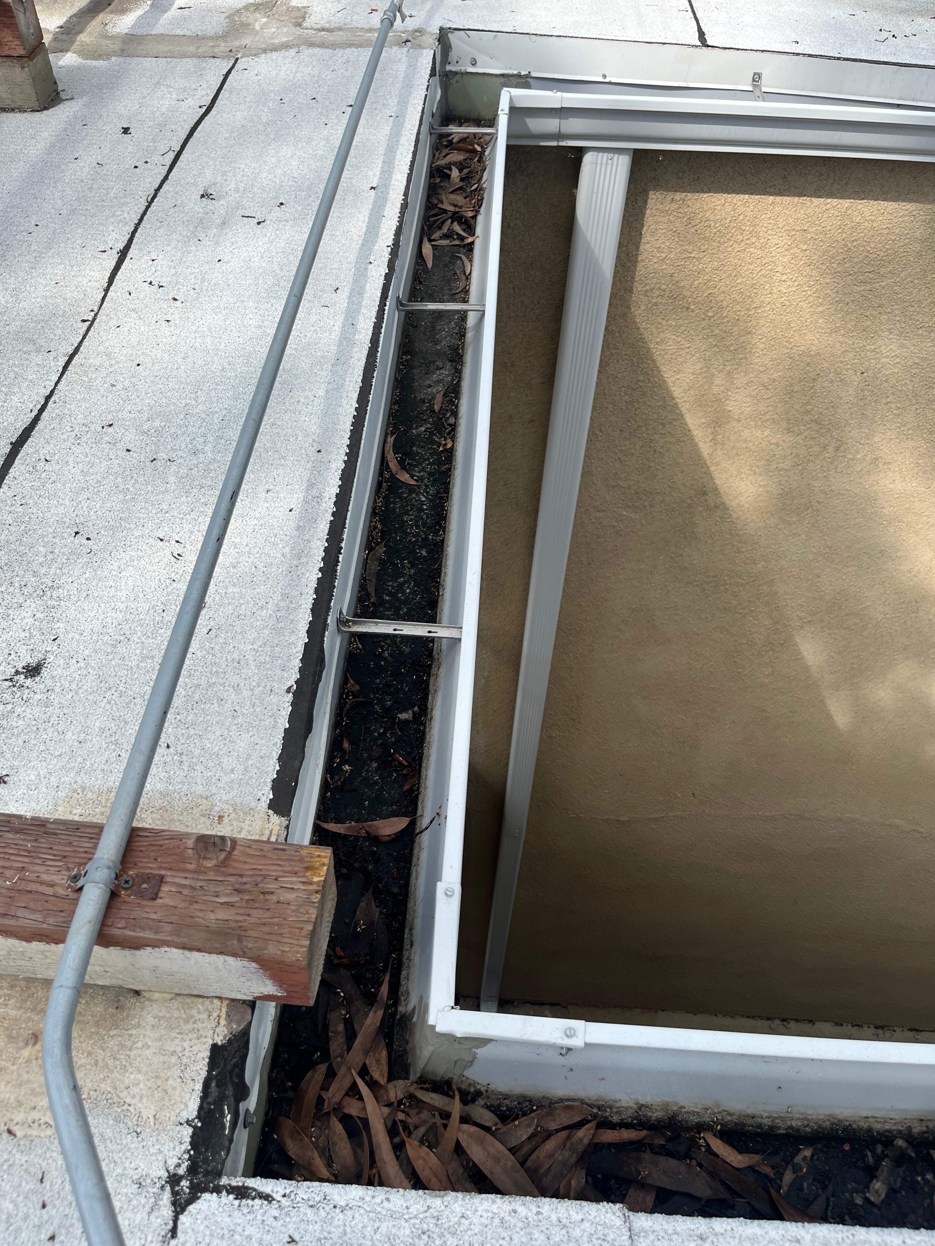 HOA Gutter Cleaning in Pasadena by Palm Coast Solar Cleaning