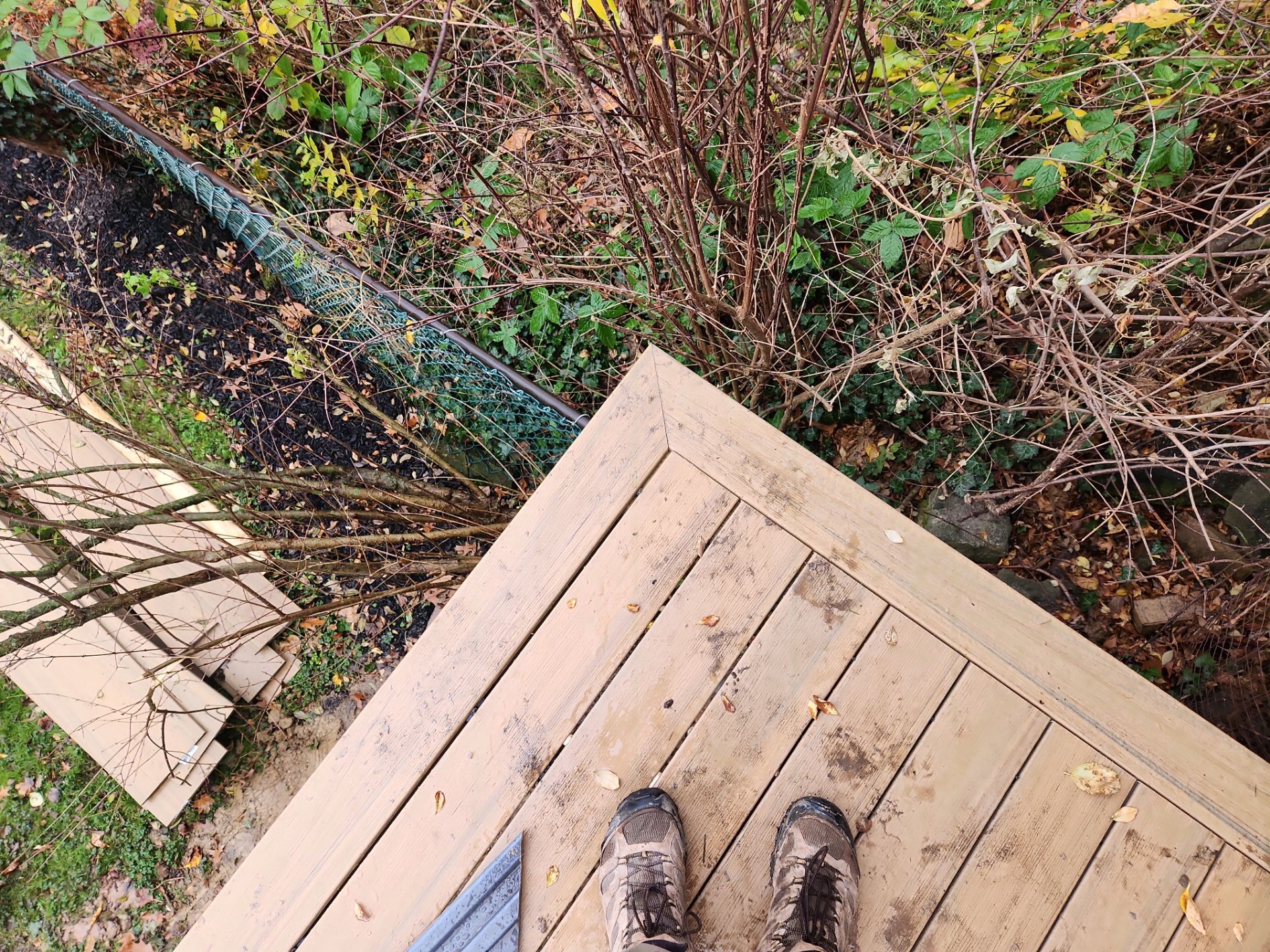 Deck by Cousins Roofing Siding & Decks