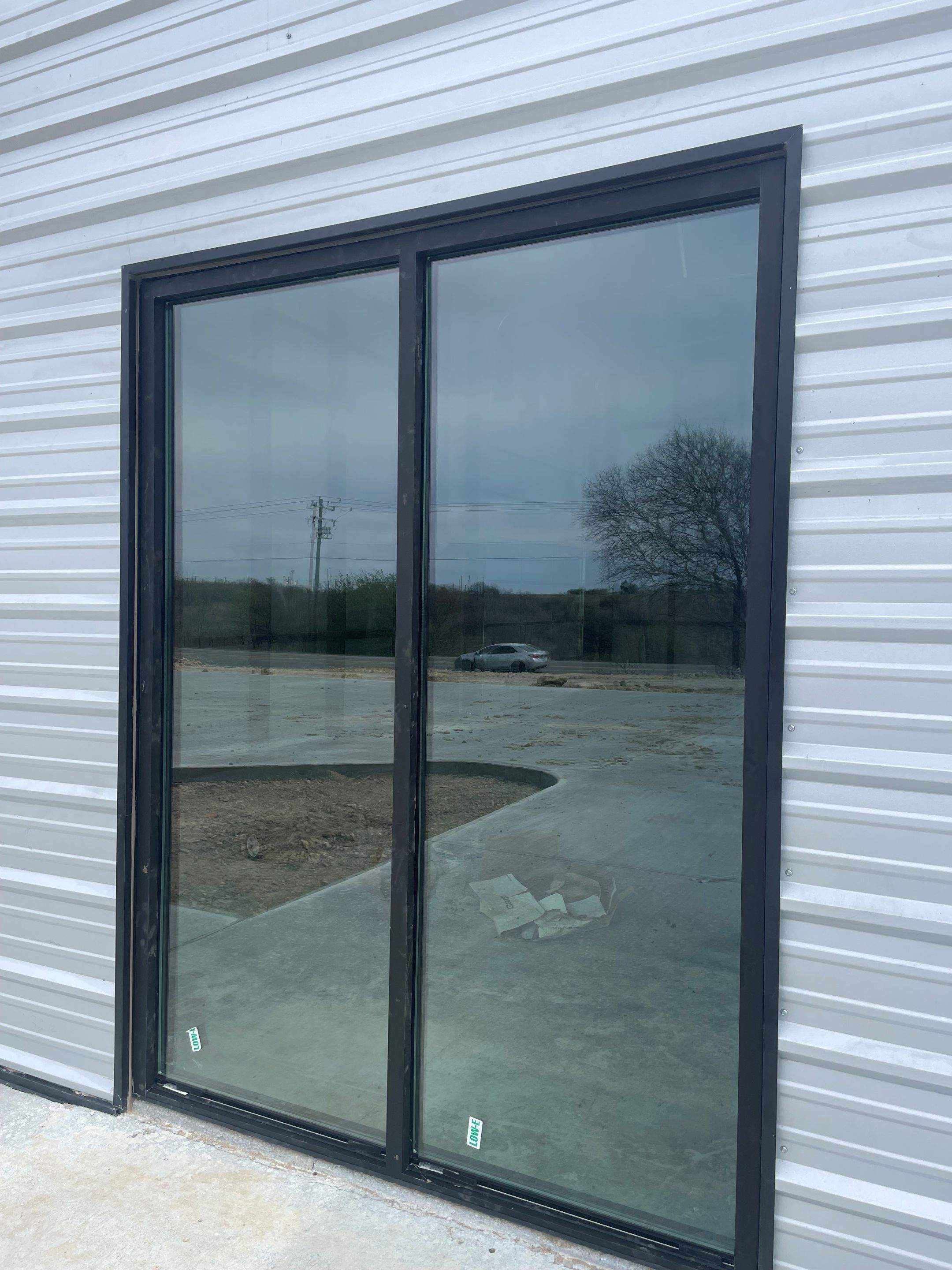 Avondale Emerald Custom Pools by United Glass Commercial