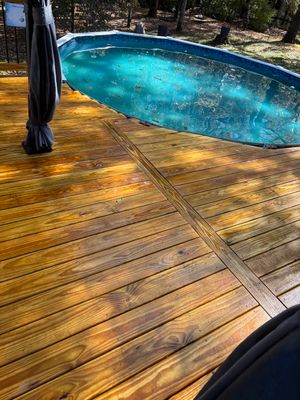 Wood Deck using Wood Sealant