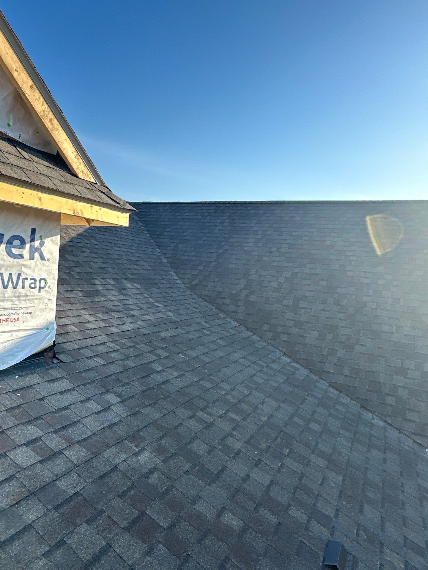 Residential Roofing Installation using CertainTeed Landmark Weathered Wood by Nitro Roofing and Construction