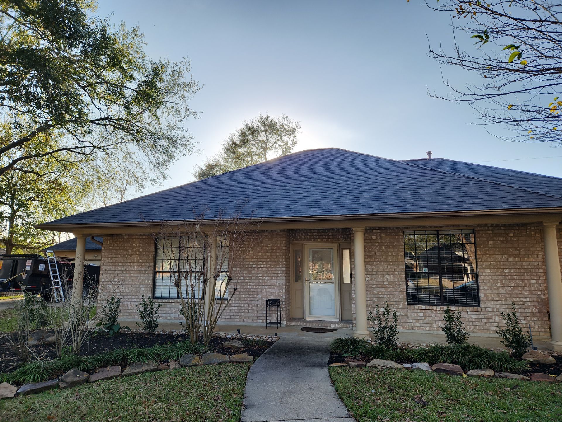 Residential Roofing Installation using Owens Corning Tru Def Duration by Berry Good Roofing 