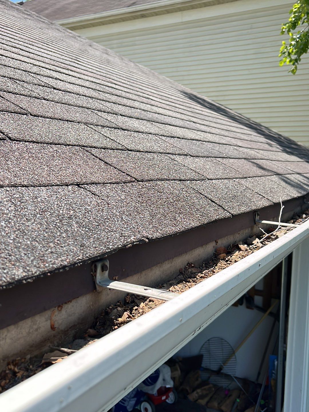 Roof/Siding Damage by G2