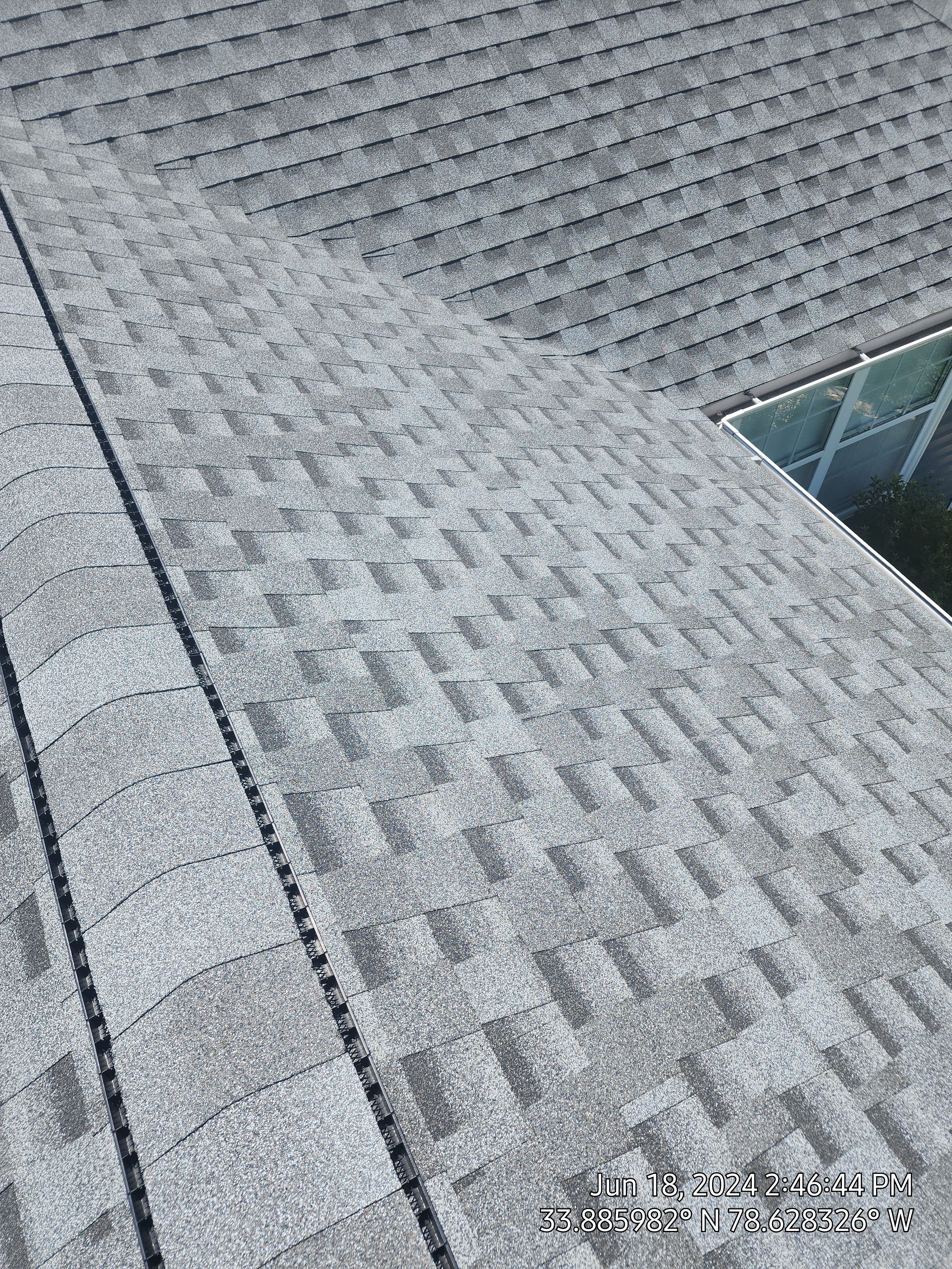 GAF HDZ - Pewter  by Linta Roofing