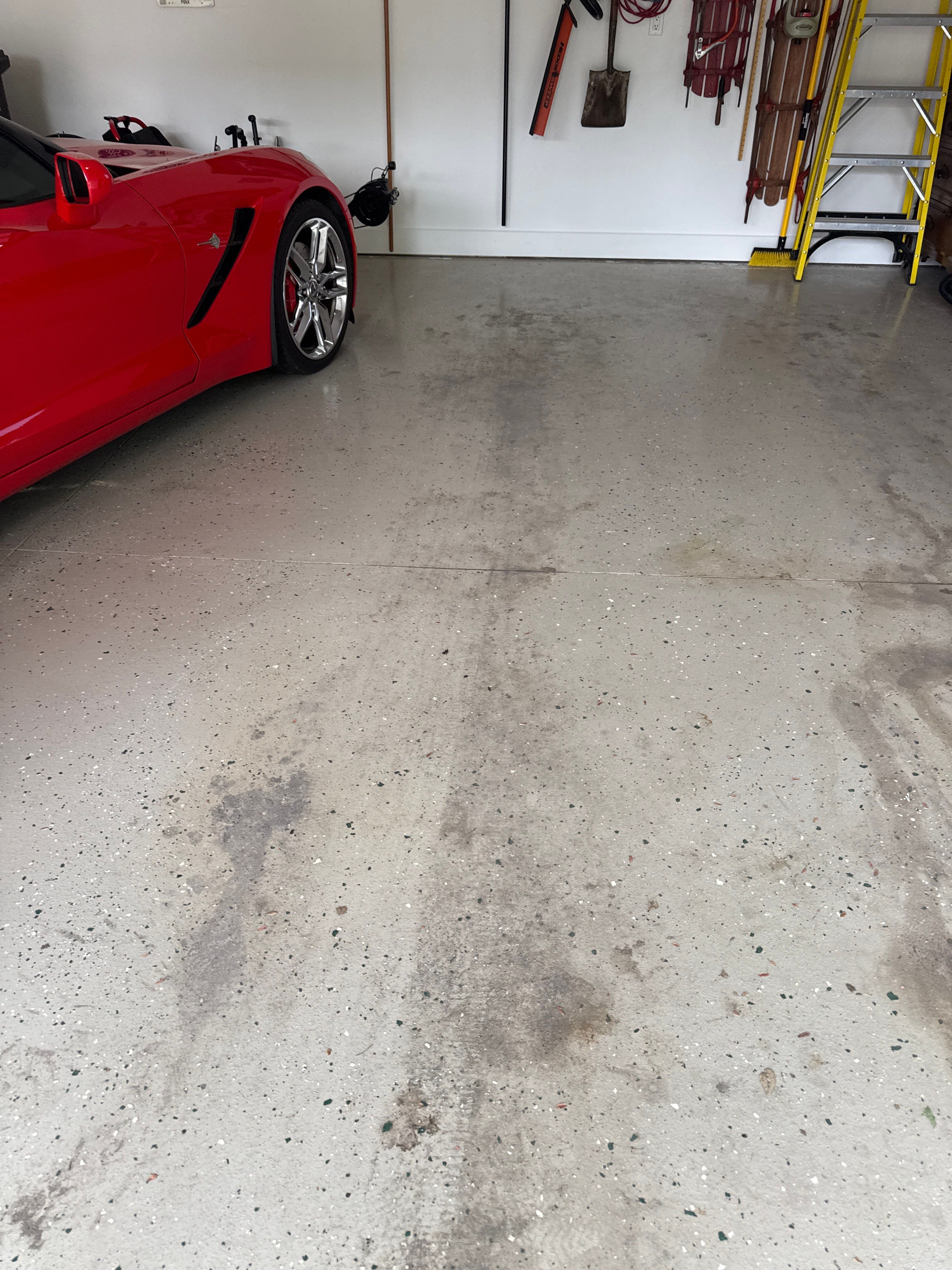 Full Residential Garage Floor Coating in Des Moines by Revival Concrete Coatings