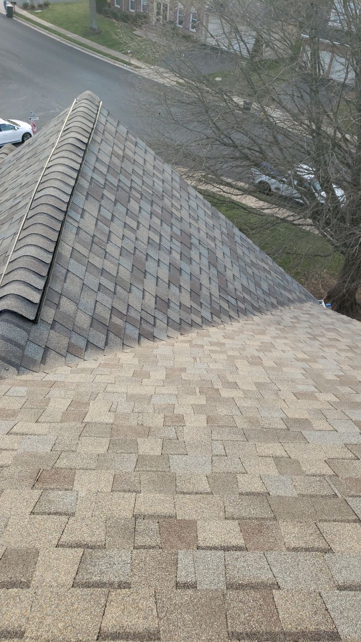 Fairfax Station: CertainTeed Landmark Pro Designer Shingles in Max Def Weathered Wood by RM Banning, Inc.