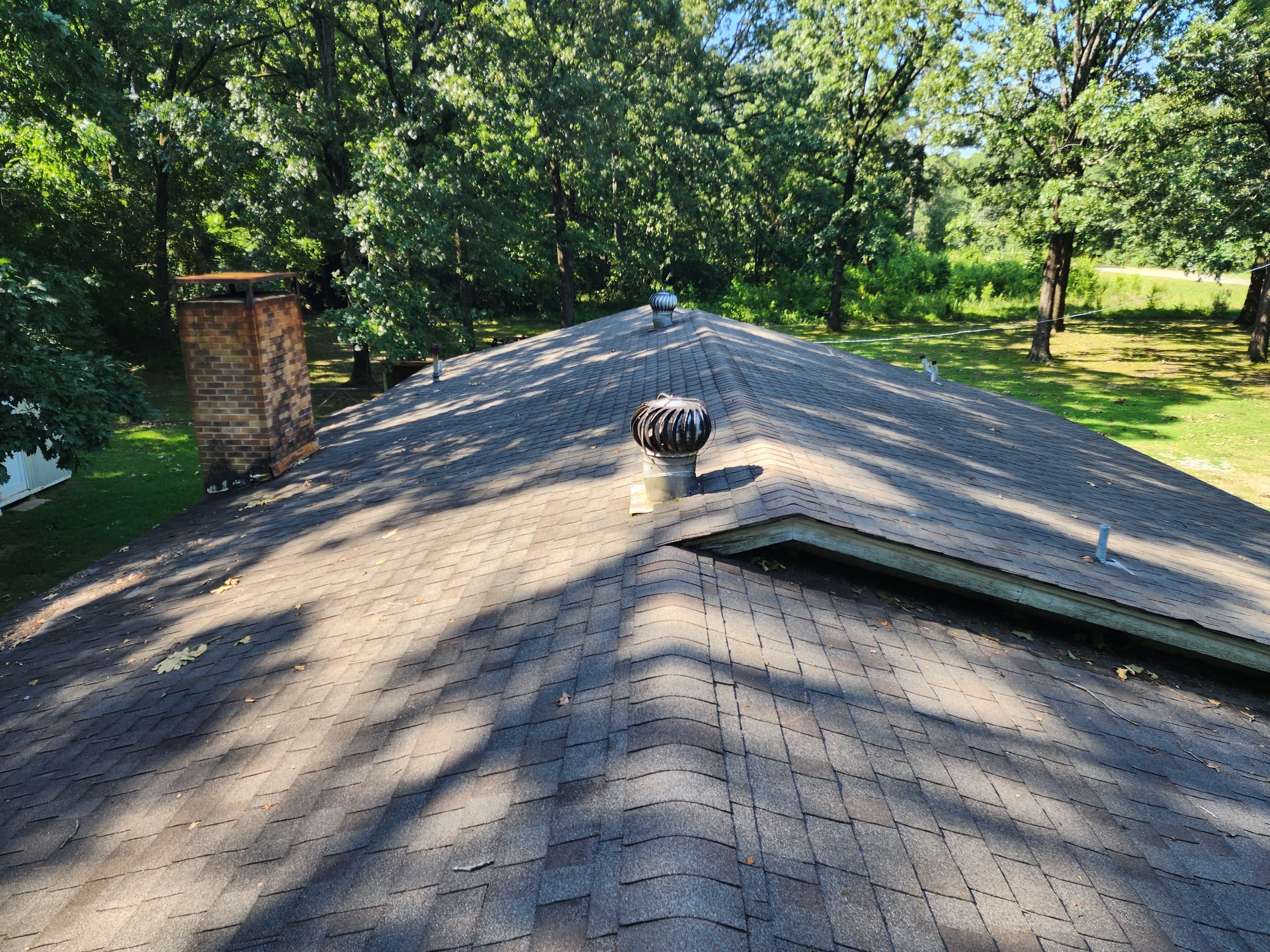 Residential Reroof: 25 Year 3-Tab Shingle by Hostetler Roofing