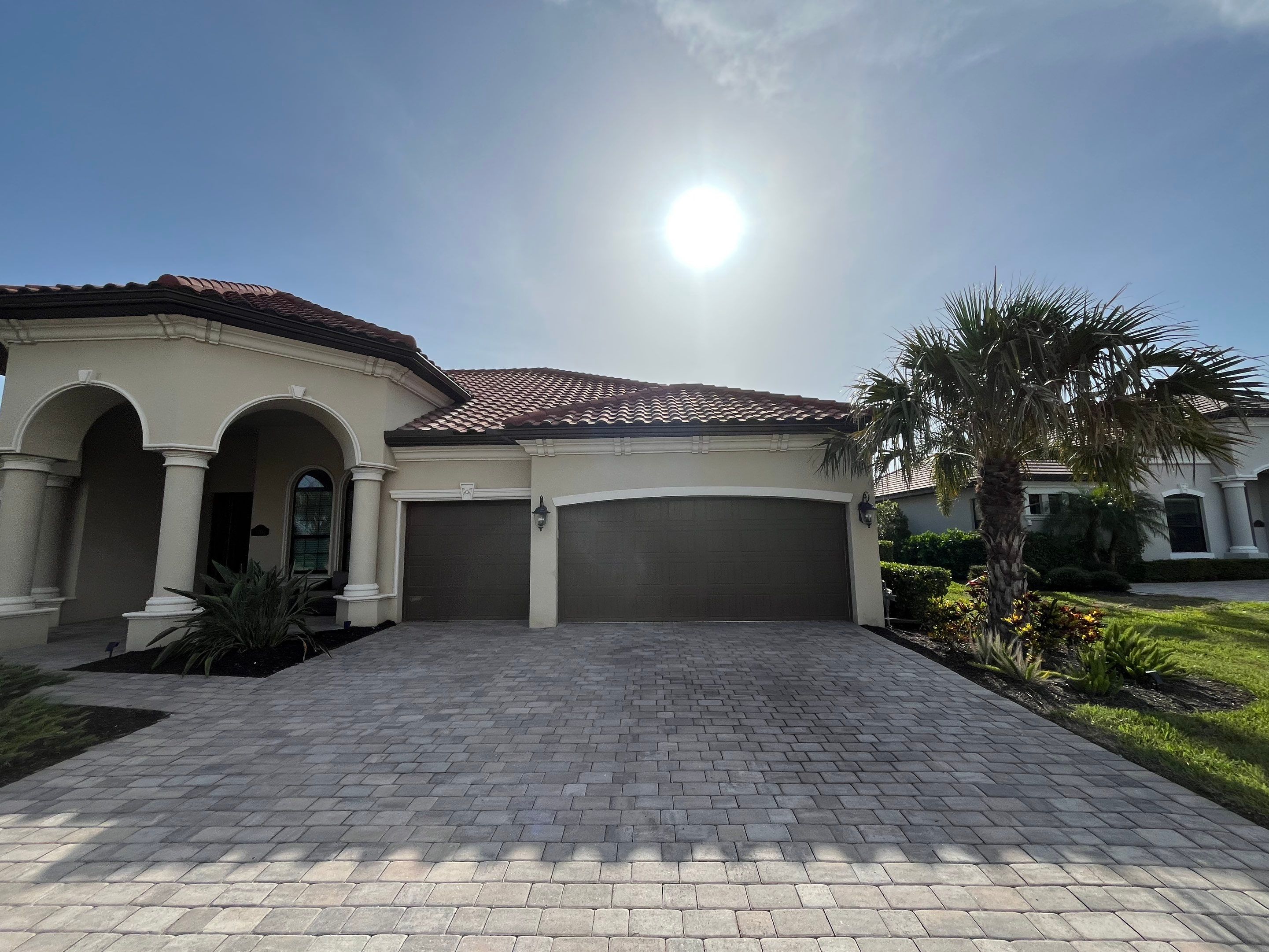 Musket Brown Seamless Gutters using Musket Brown Seamless Gutters in Brudenton by Gutter Professors