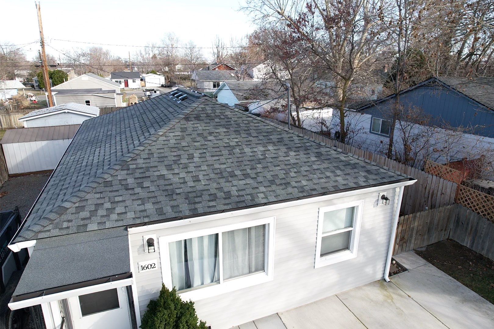 New CertainTeed Landmark Granite Gray roof installed on Marshall Avenue in Richland, WA by Alpine Roofing.