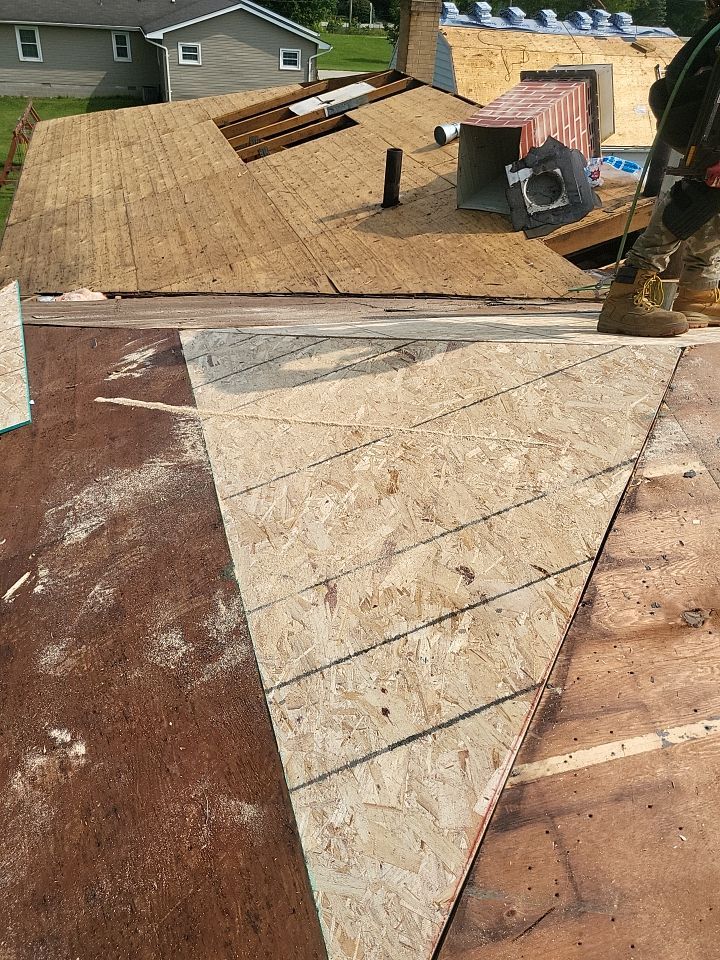 ATLAS PINNACLE COLOR: SUMMER STORM by Eagle Eye Roofing