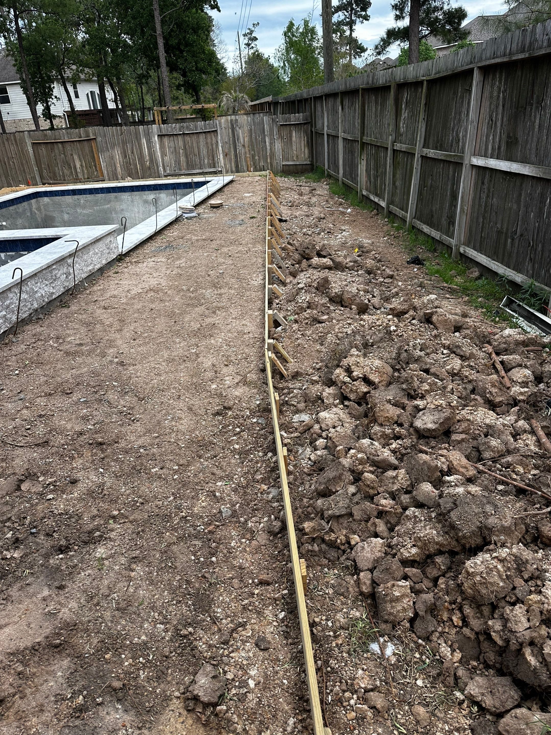 Pool, Patio Cover and Summer Kitchen in Creekside by SophAlx LLC