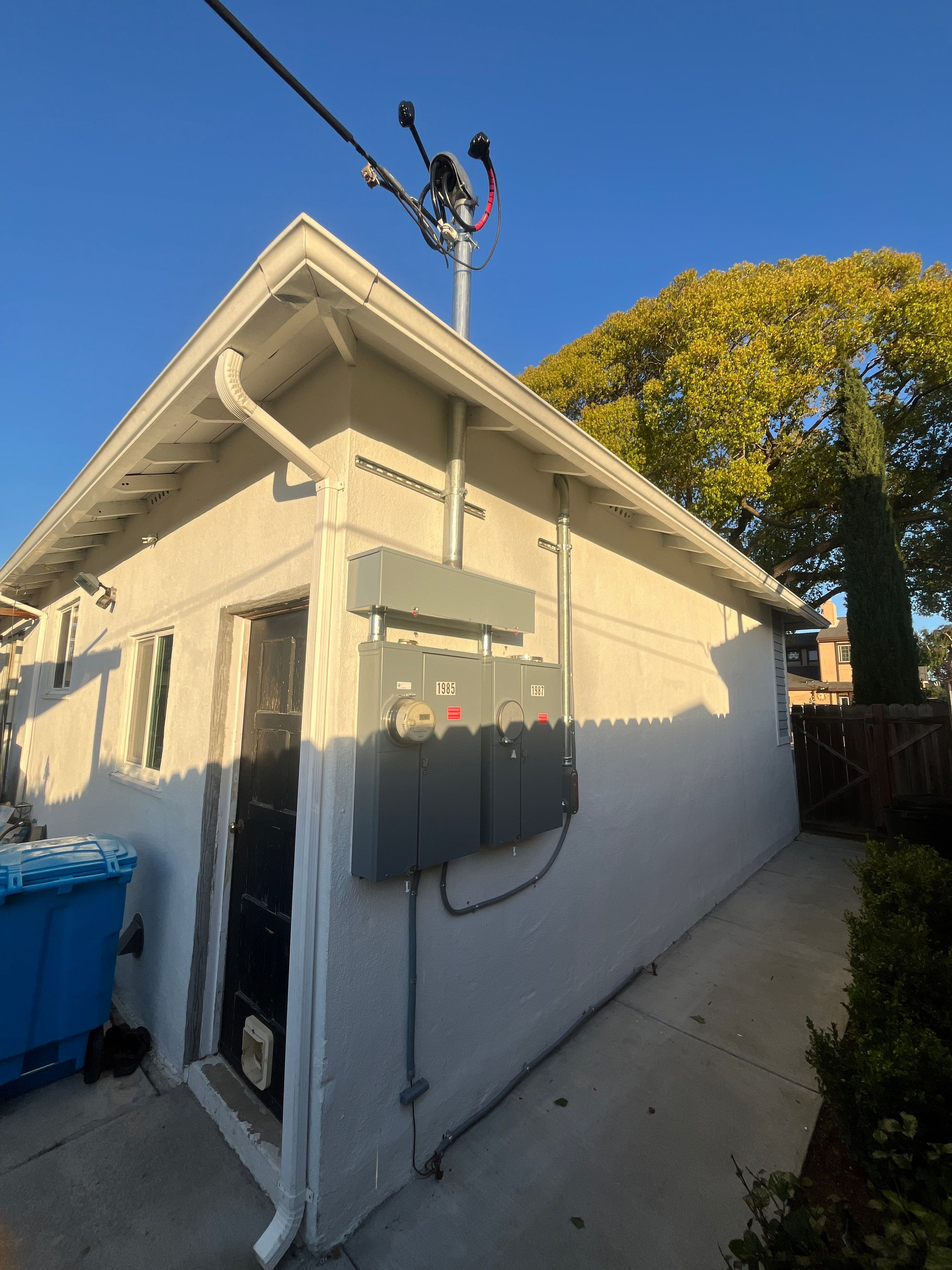 MSP 400a duplex by Peach Electric Inc