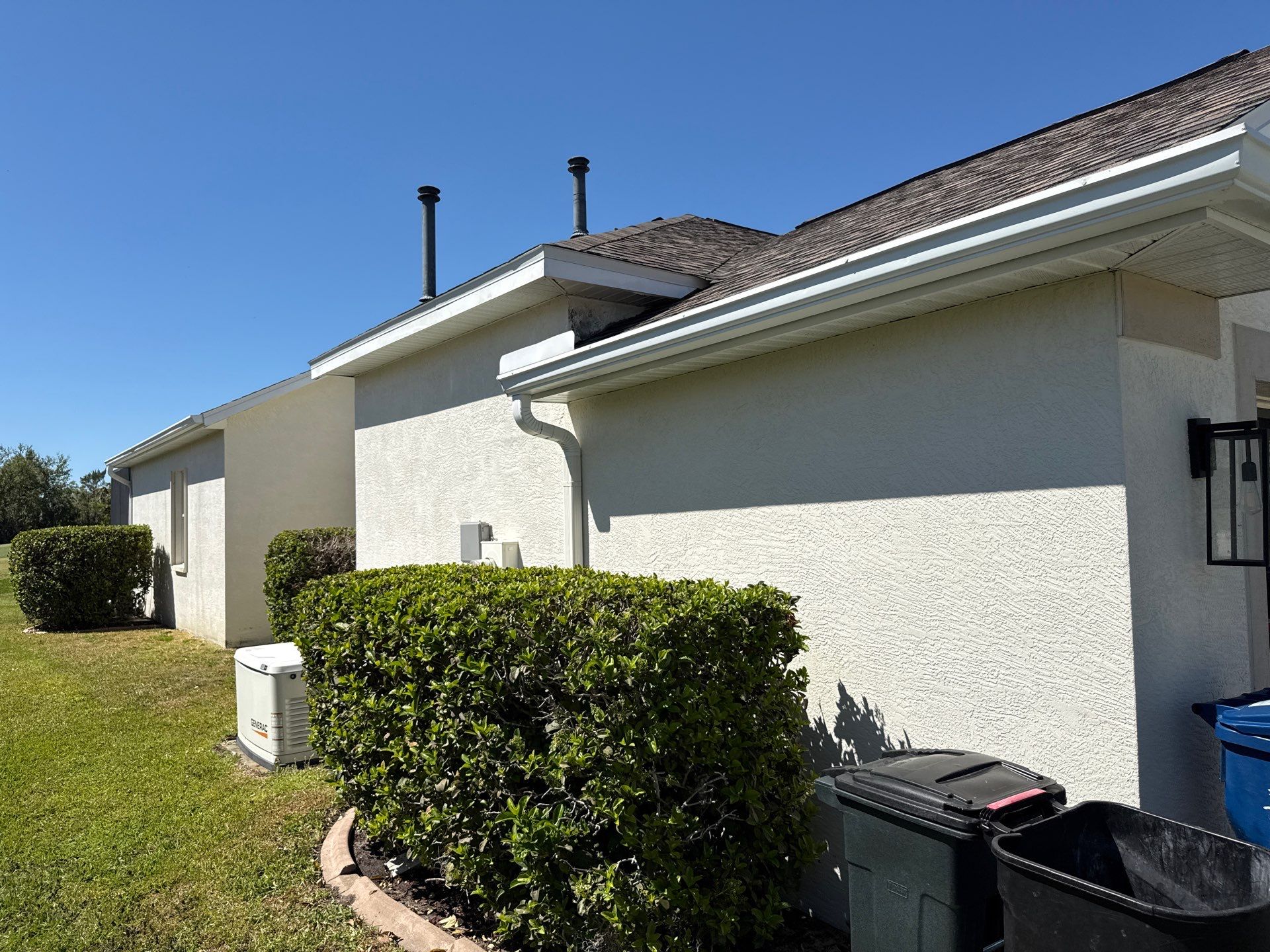 House Wash, Paver Pool Deck & Screen Enclosure Cleaning in Greenfield Plantation | Bradenton, FL by Sunshine AquaWash