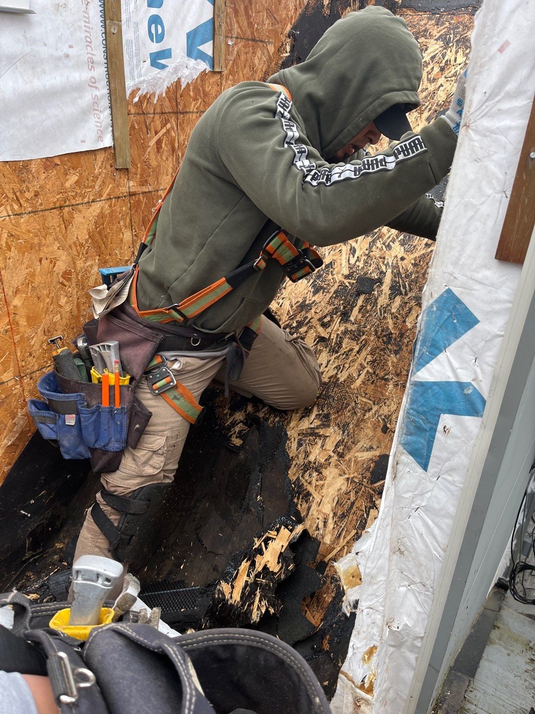 Rooftop Deck using IPE and PVC in Seattle by RoofSmart
