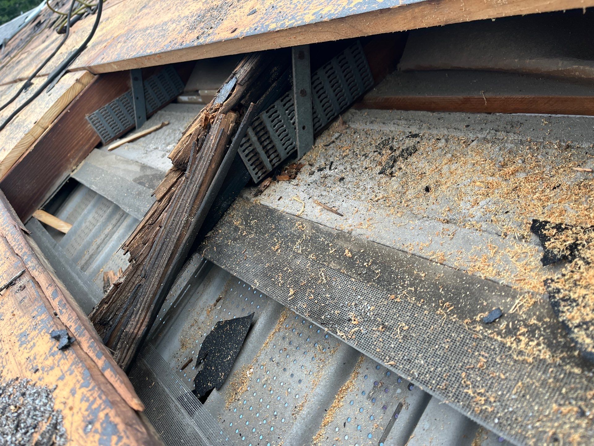 Project in St. Petersburg 33710 by Mitchell Roofing Company LLC 