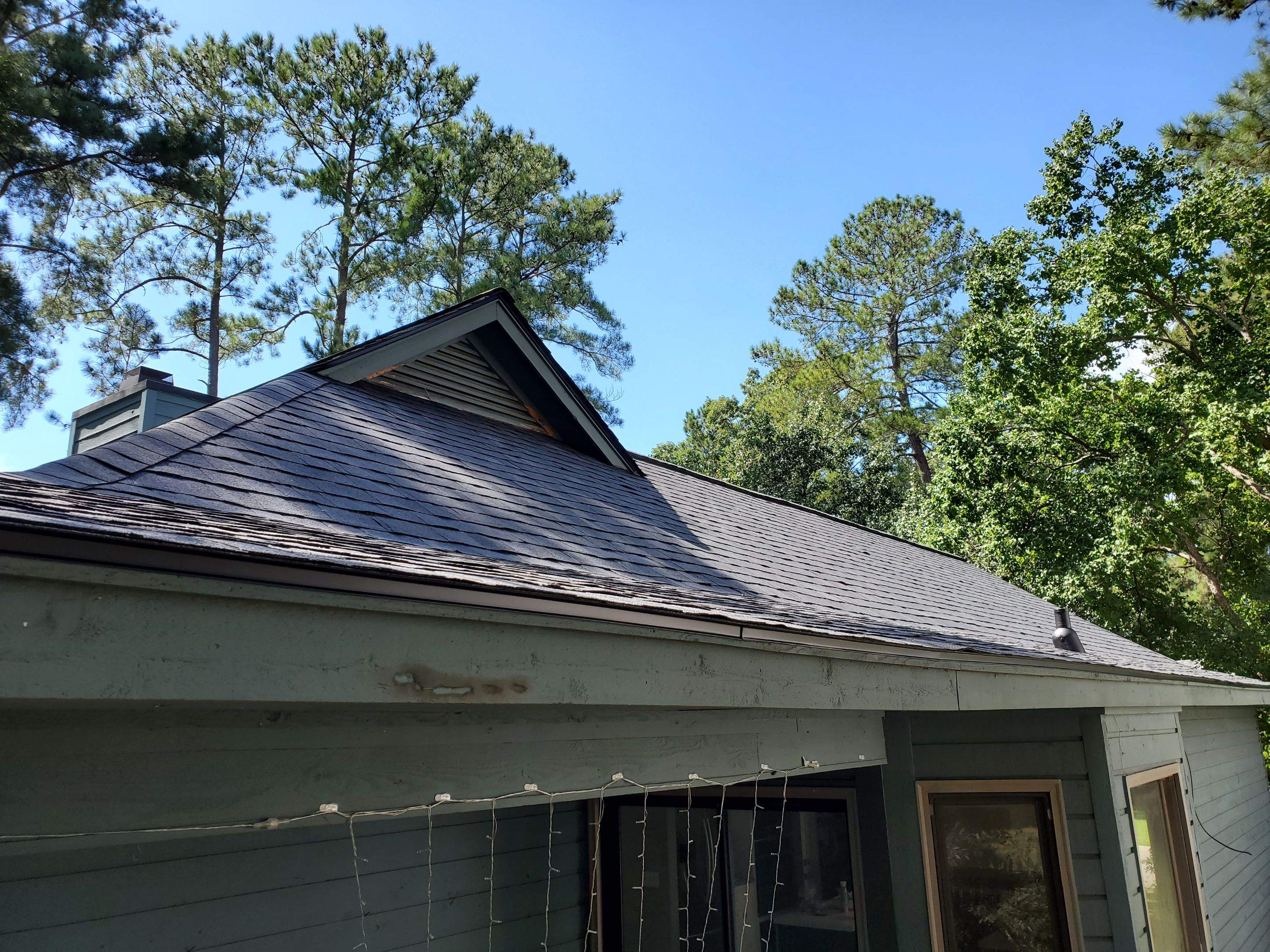 Residential Roofing Installation using Owens Corning® Oakridge Onyx Black by Indigo State Roofing