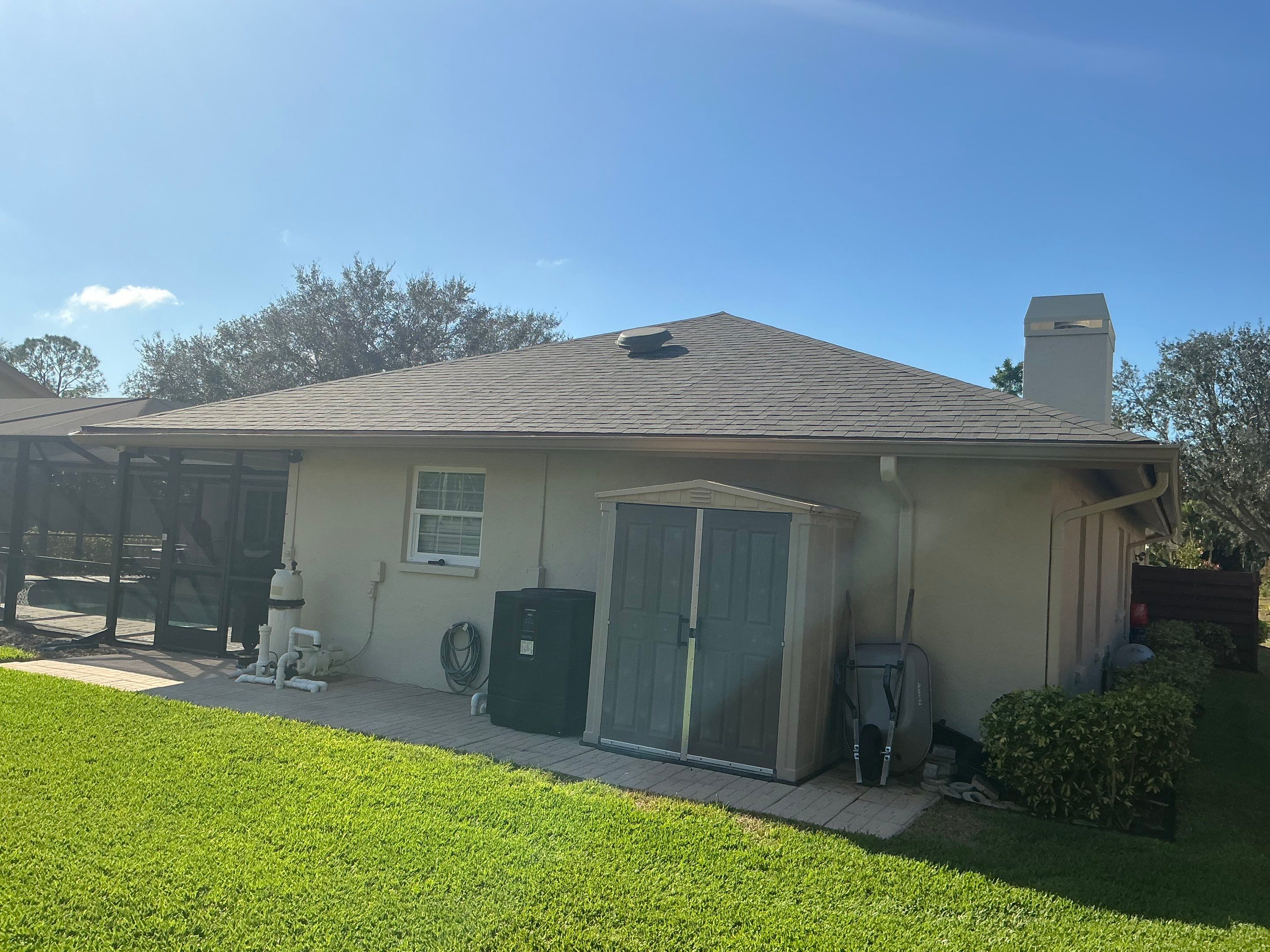 Seamless Gutter Replacement for Sarasota's homes by Gutter Professors