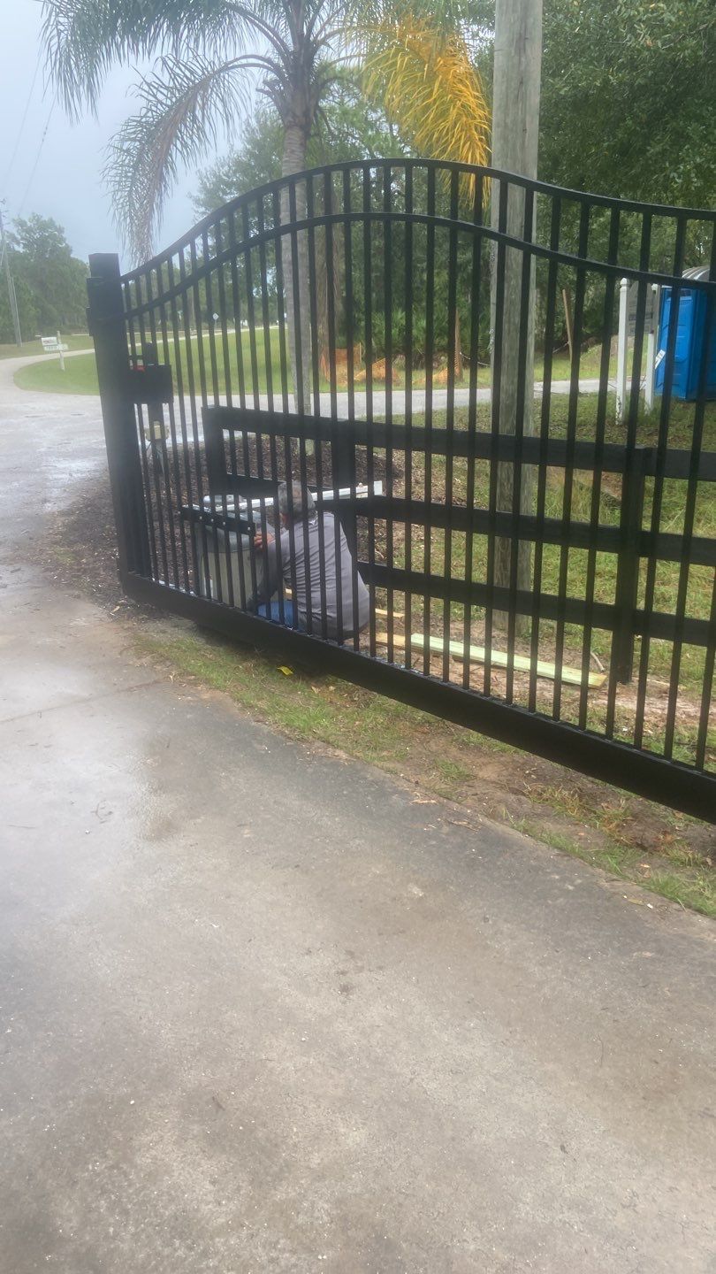 Bradenton, FL Gate Operator Installation & Horizontal Privacy Fence by Asap fence and gates, LLC