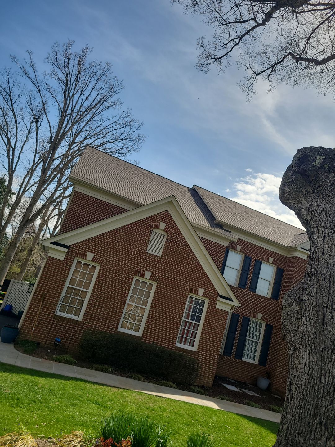 Burke: CertainTeed Landmark Pro Designer Shingles in Max Def Weathered Wood by RM Banning, Inc.