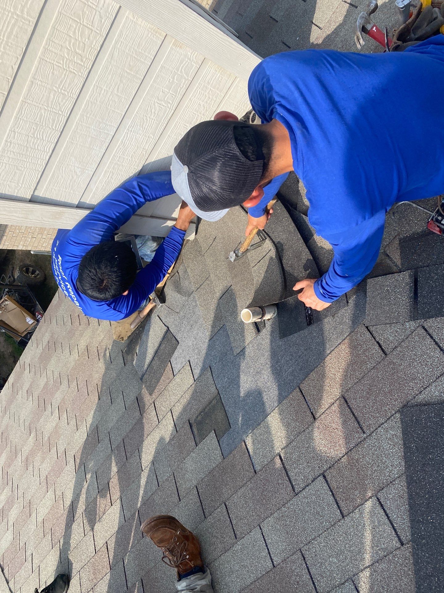 Hail Damage using Owen's Corning Duration (Lifetime) Shingles by Roof Repair Company