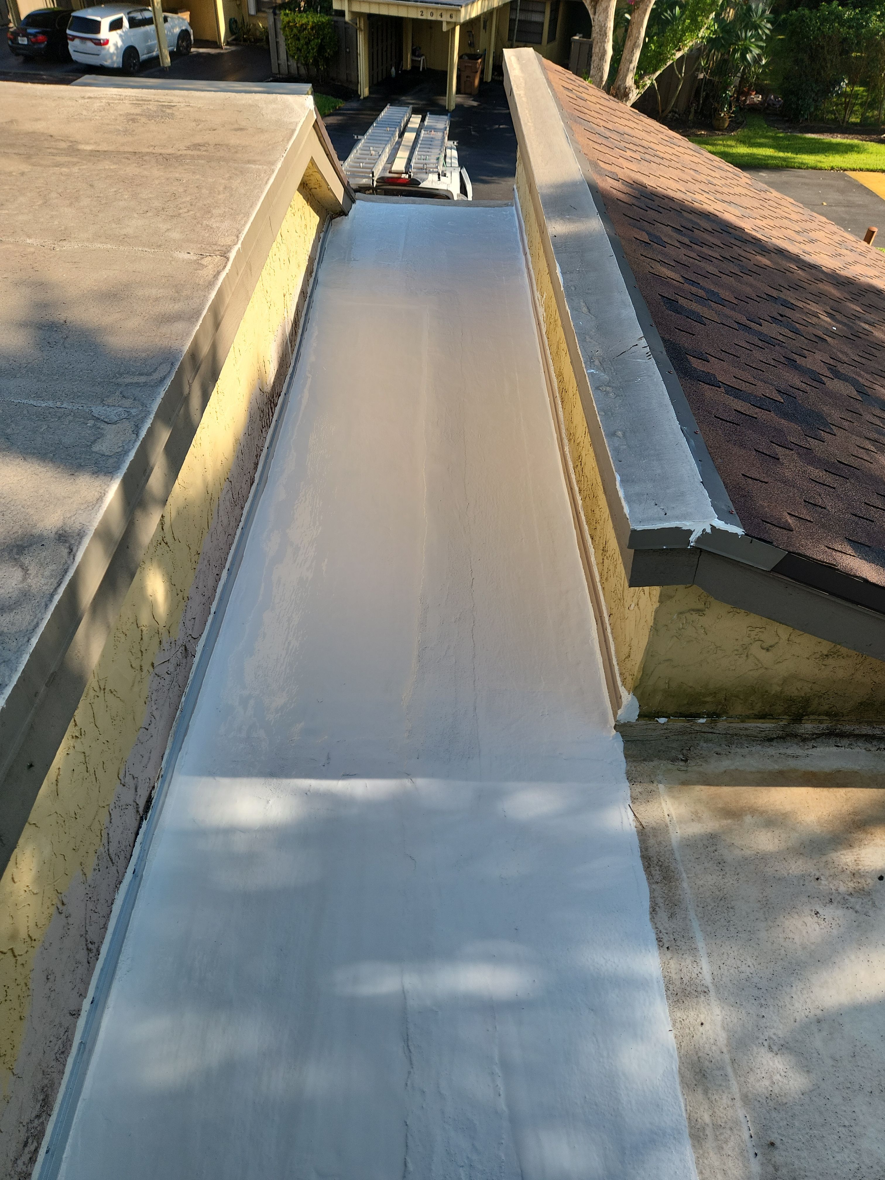 Flat Roof Repair in Deerfield Beach β Fast, Professional & Reliable by Aastro Roofing