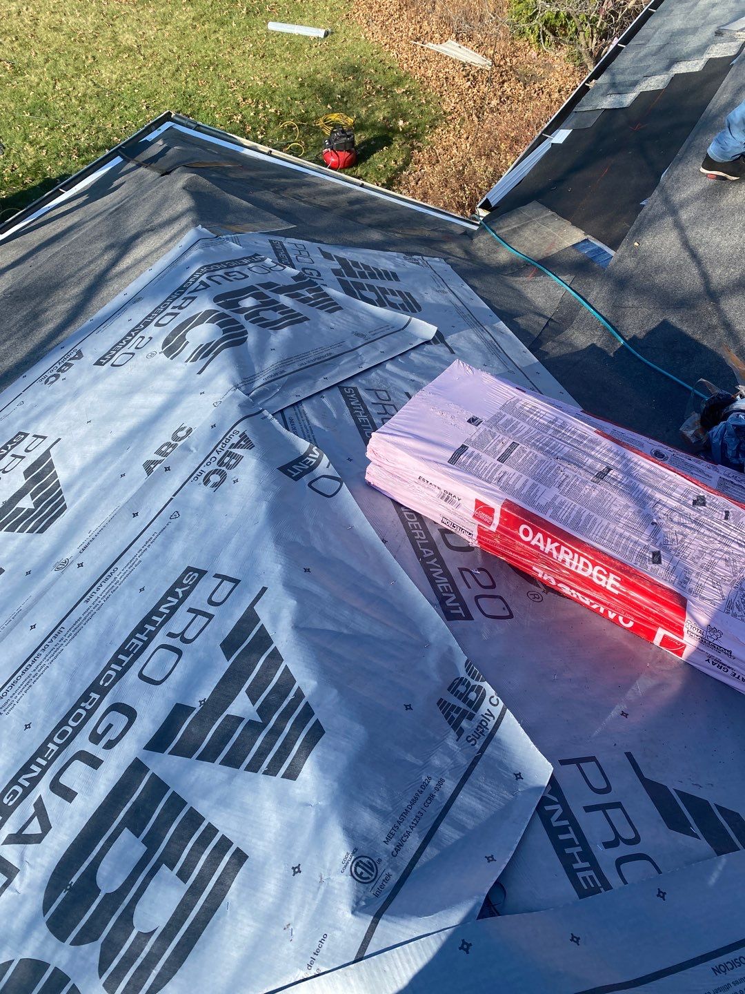 Residential Roofing Installation using Ownens Corning Duration Brownwood by Absolute Roofing and Construction