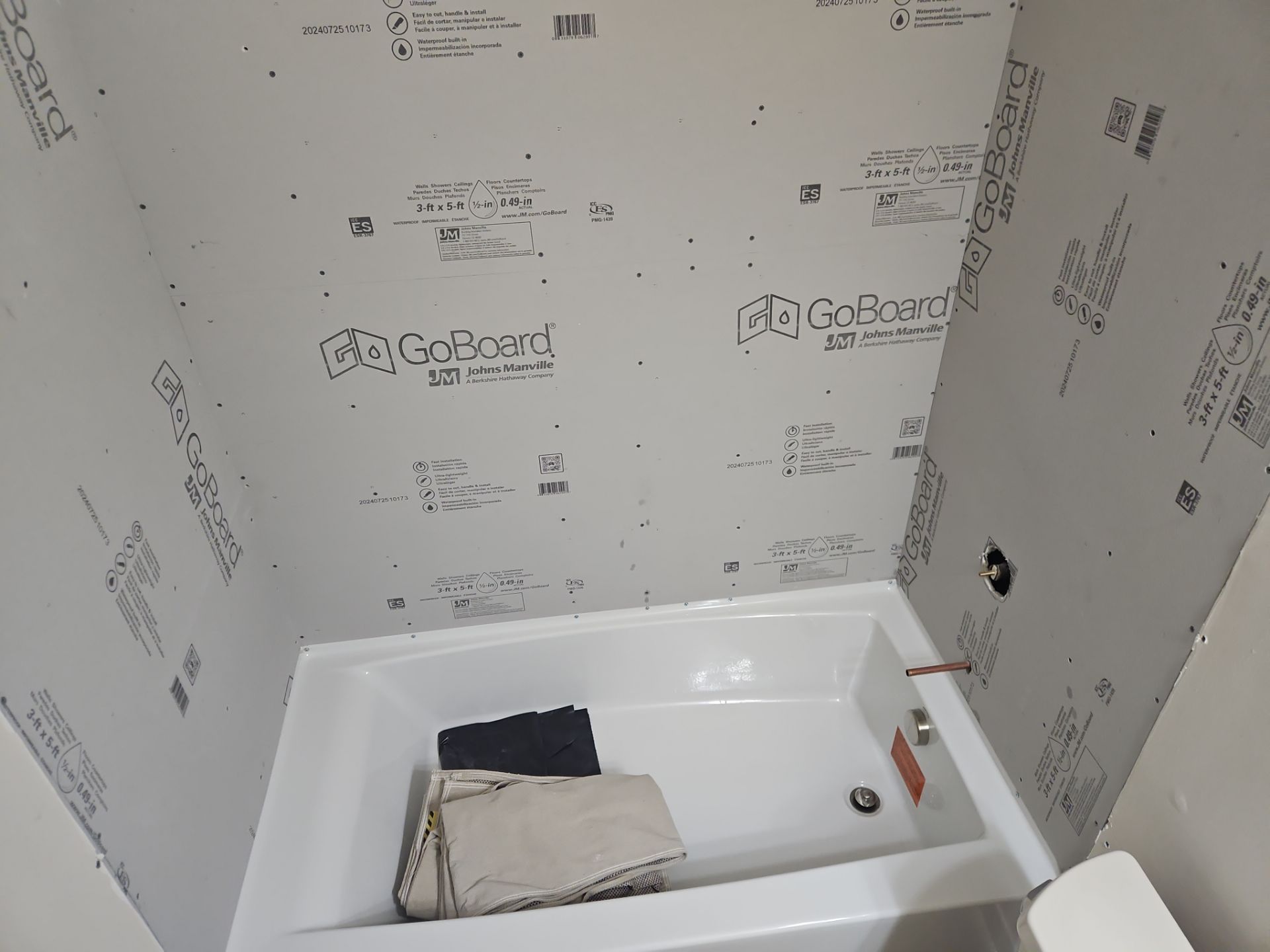 Bathroom remodel  by A R Crowell Plumbing/Finishing Touch Remodeling