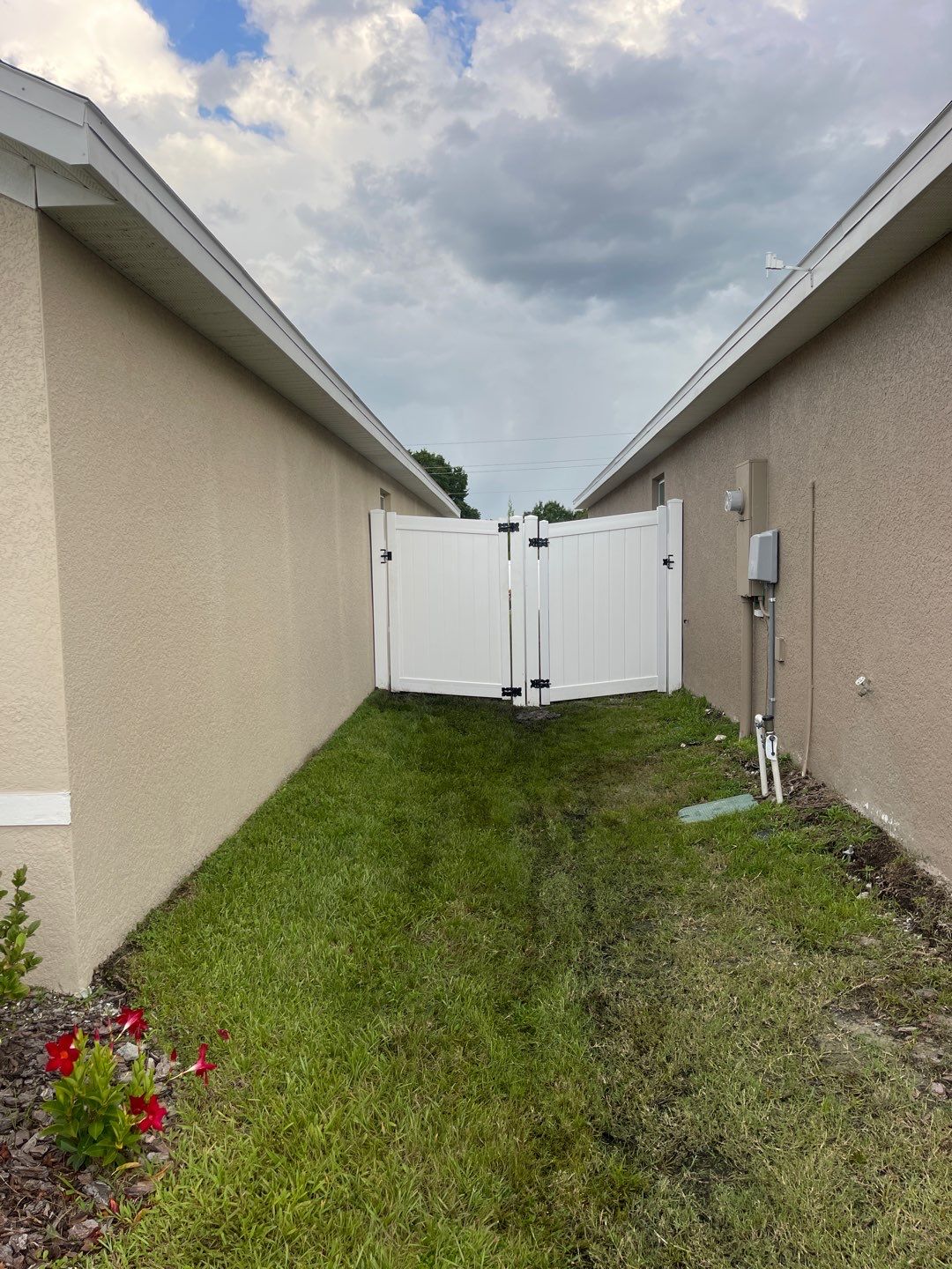 Vinyl Fence Installation using 6ft White Vinyl Picket Fence by Asap fence and gates, LLC