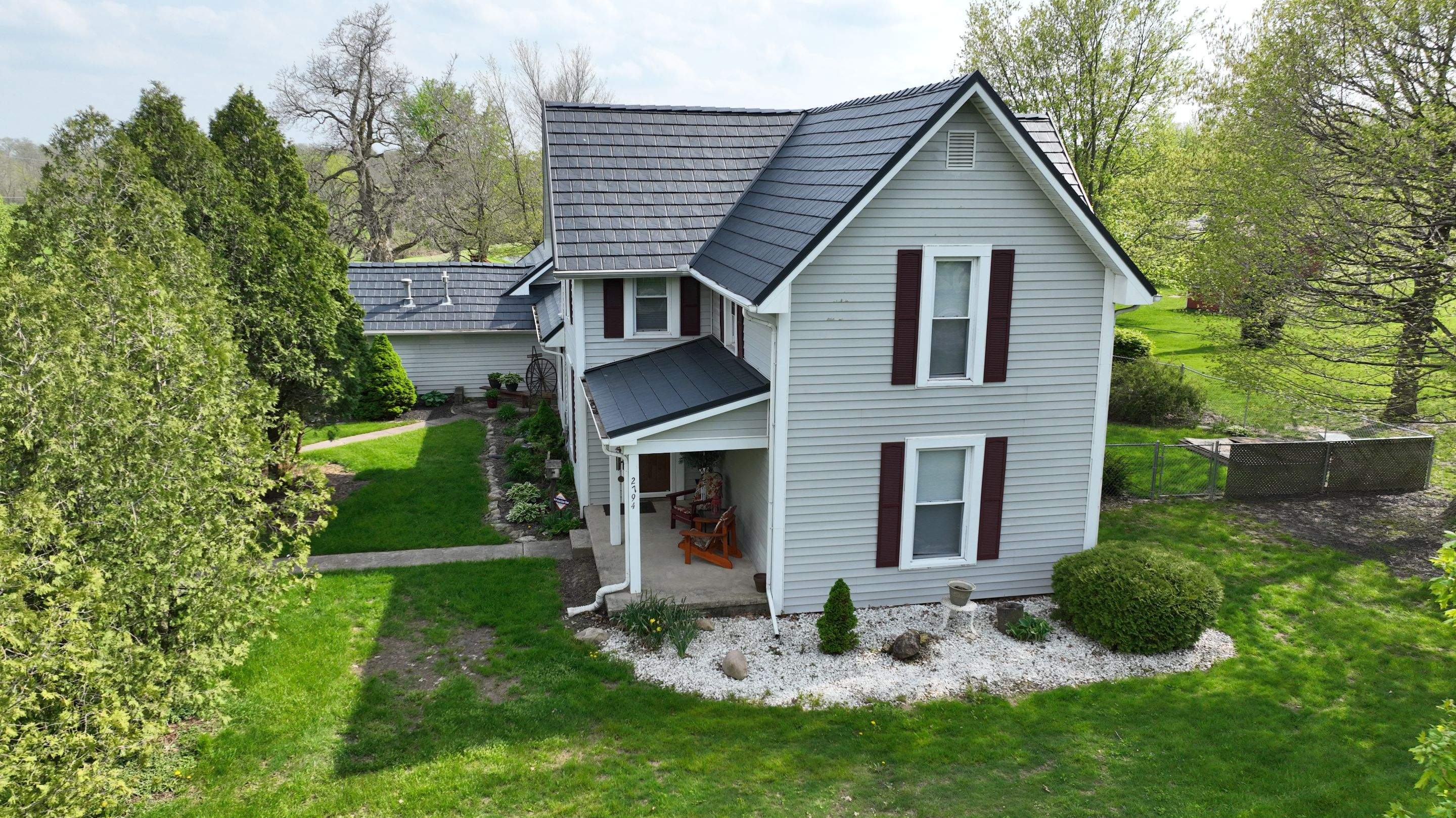 Residential Roofing Installation using Vic West Nothridge Slate by 4Ever Metal Roofing