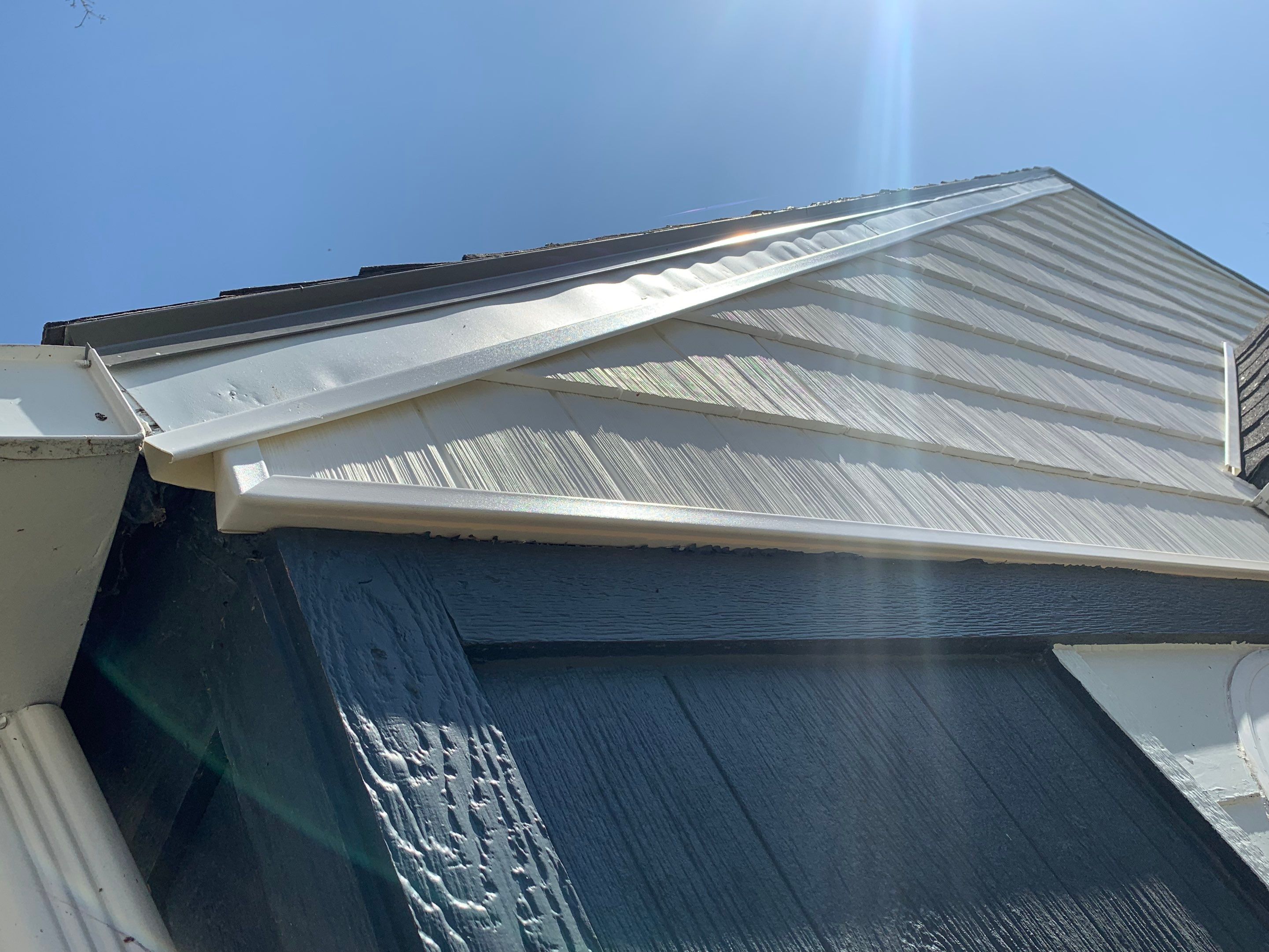 Siding Installation using Shake Siding by EEC Windows, Siding & Roofing