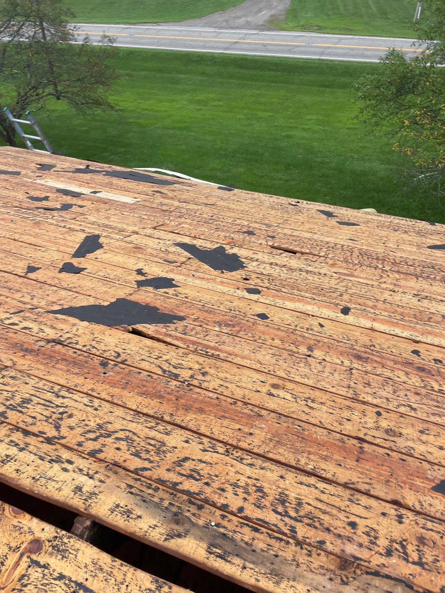 Residential Roofing Installation using GAF Timberline HDZ Charcoal by Rainstoppers Roofing