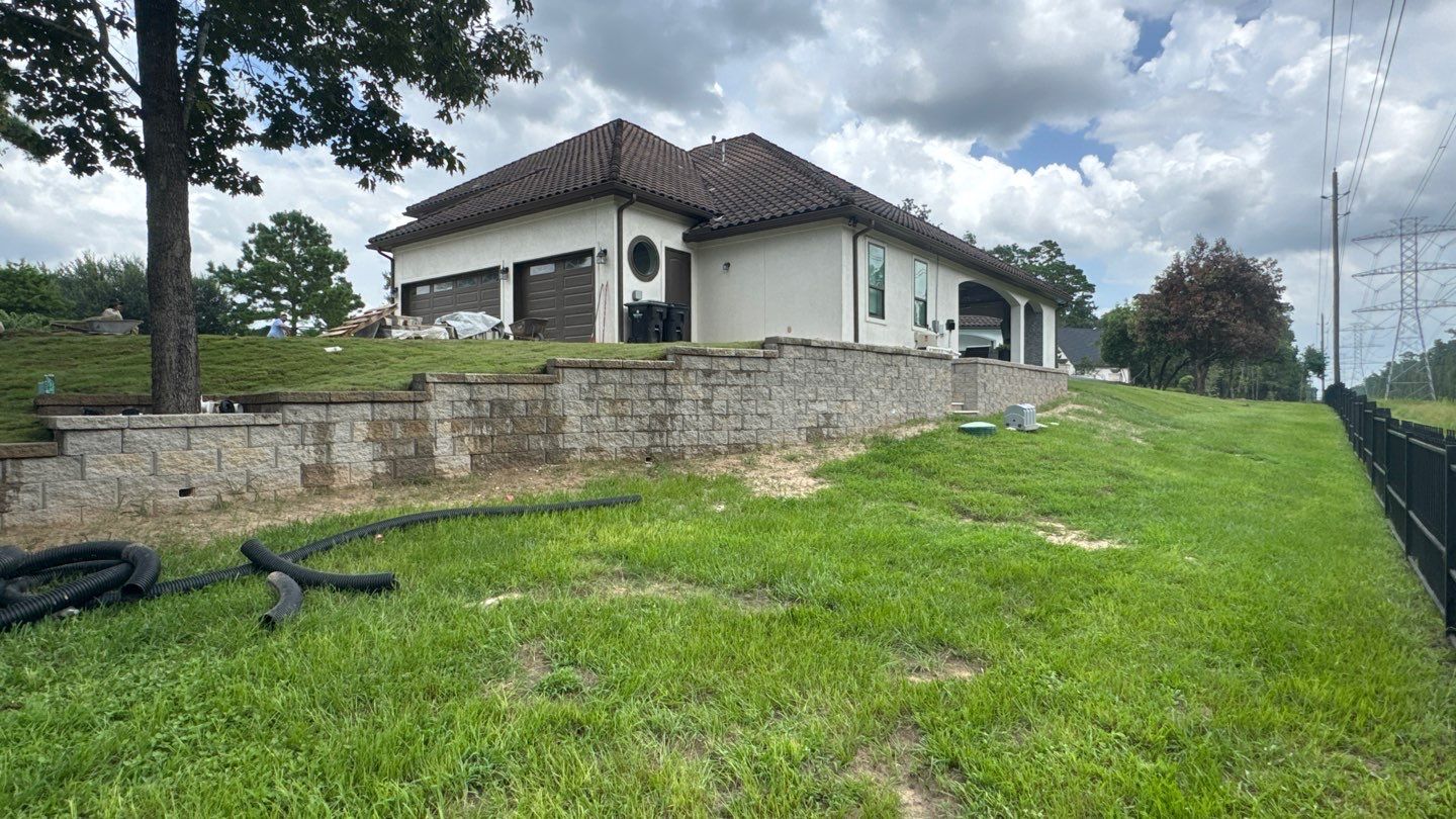 🏡 Duane’s Complete Retainer Wall & Hardscape Walkway by Texas Urban Elements