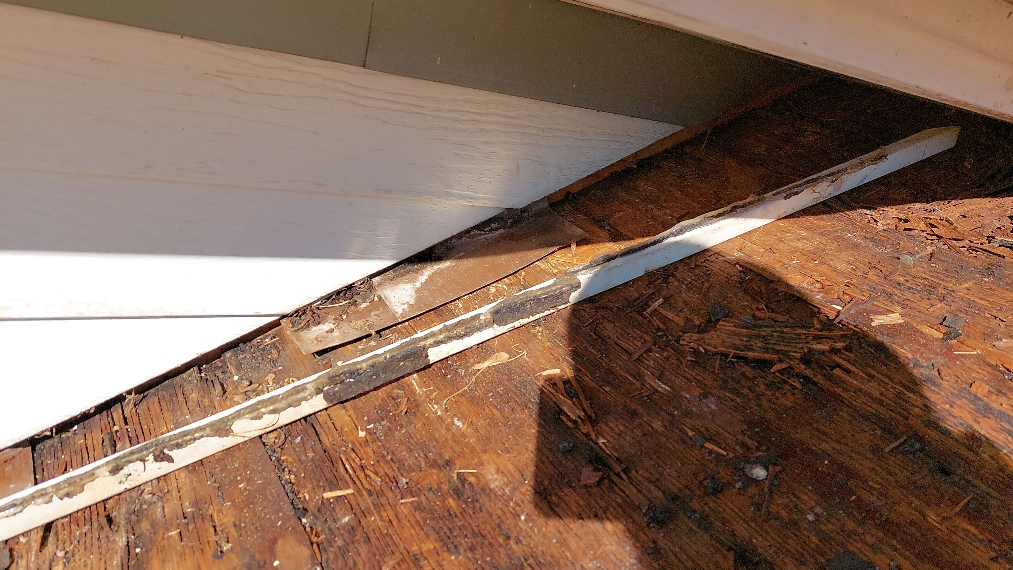 Liberty Township - Pristine Black by Tamlin Roofing