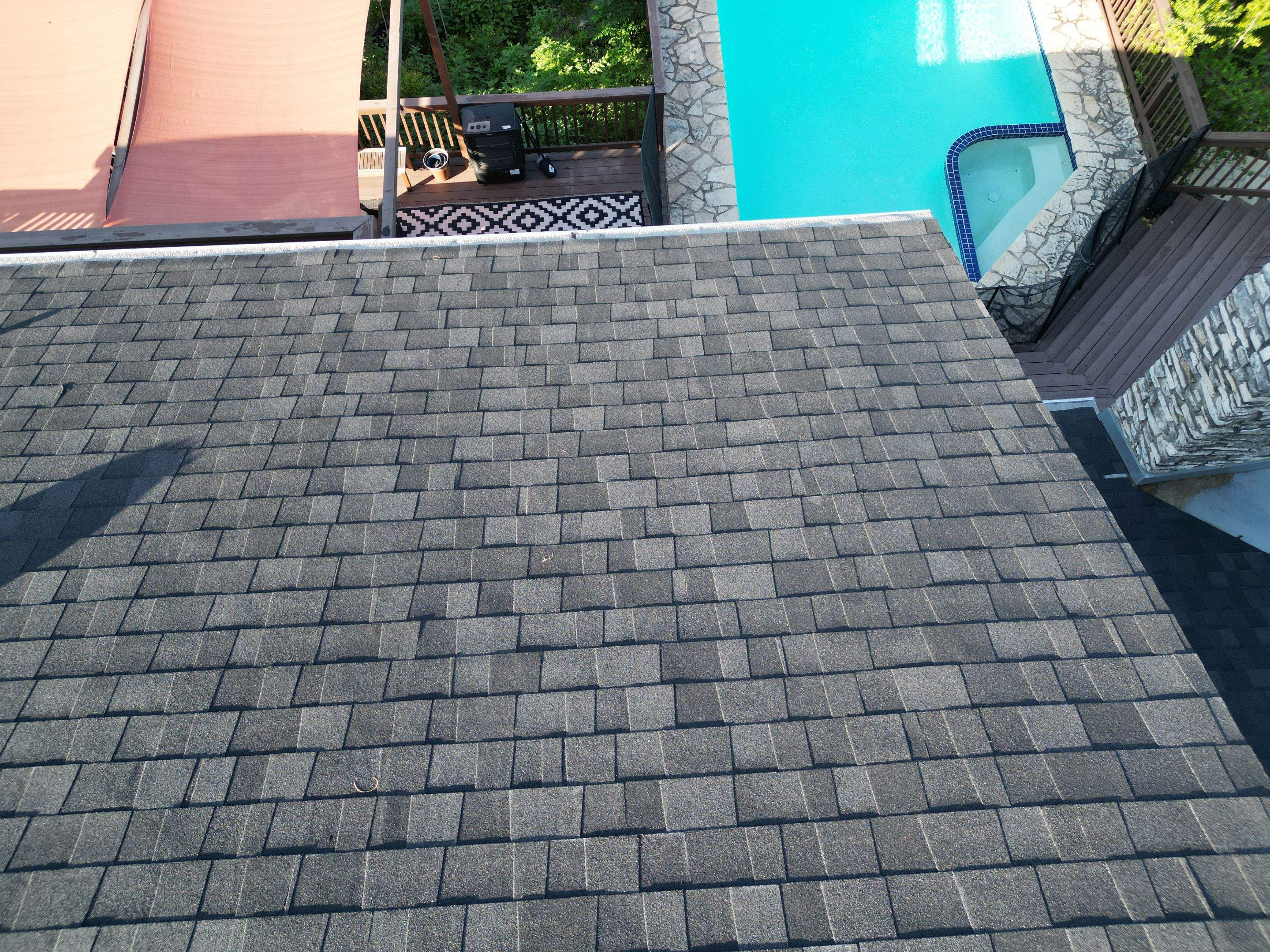 Onyx Black - Owens Corning TrueDefinition Duration by RoofsOnly.com