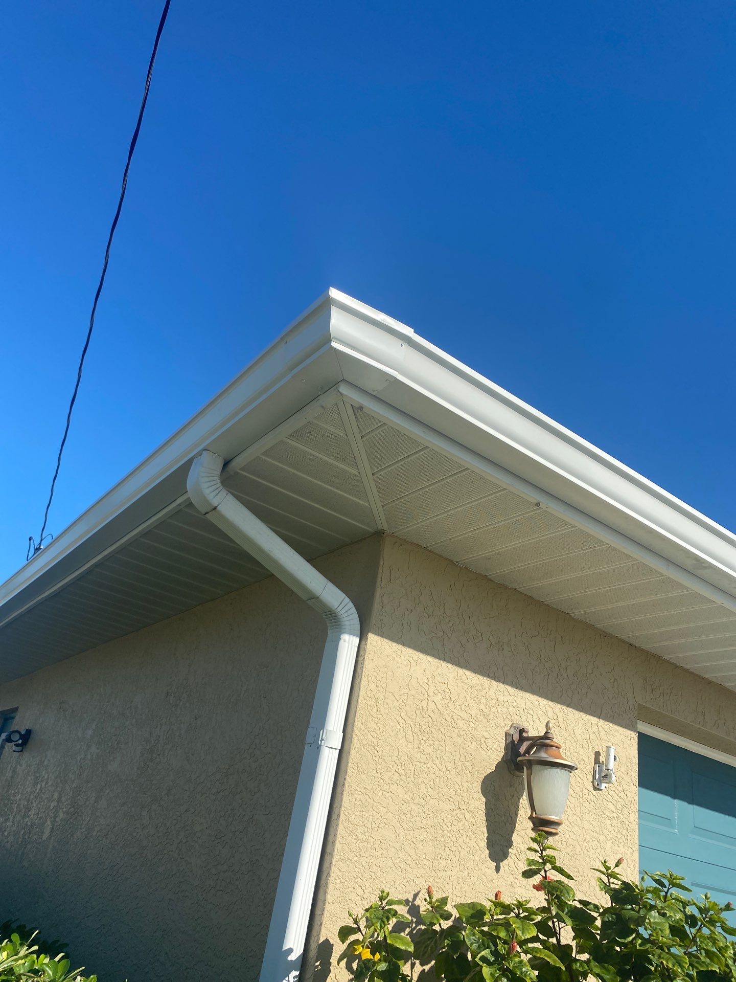 Seamless Gutter Installation Before Rainy Season in Cape Coral FL by Gutter Professors