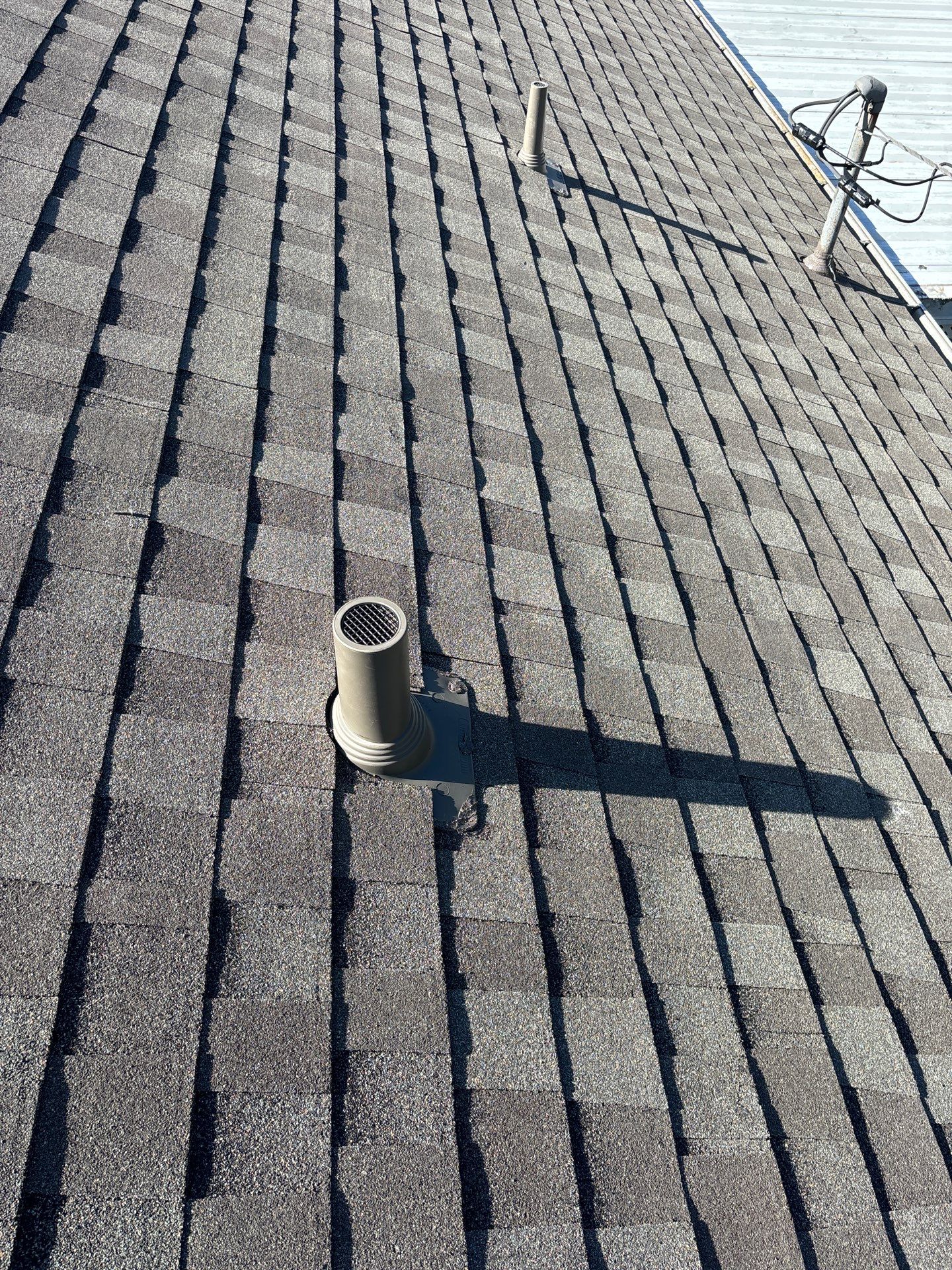 Residential Roofing Installation using Owen's Corning Duration (Lifetime) Shingles by Roof Repair Company