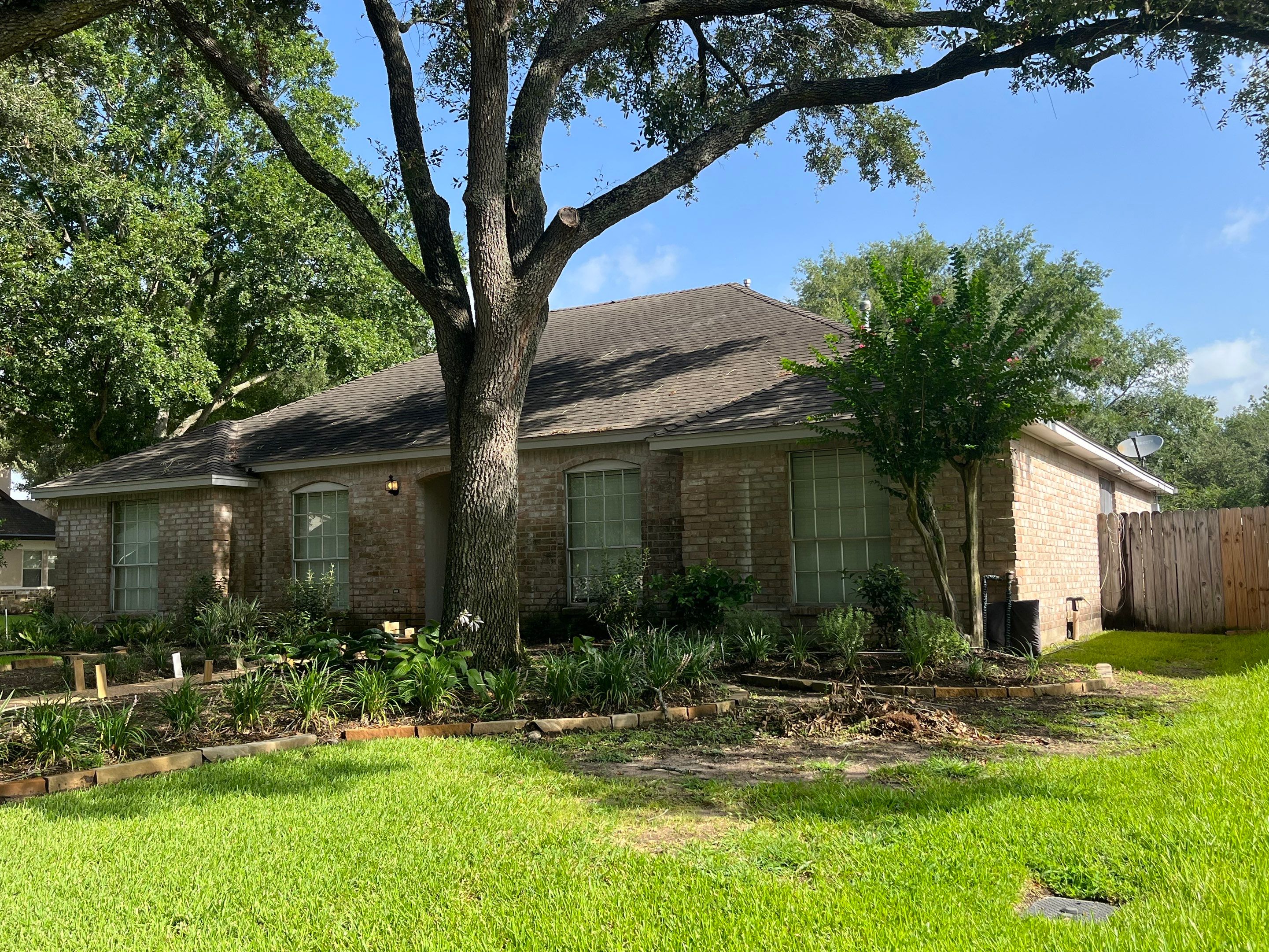 Residential Roofing Installation using Owen's Corning Duration (Lifetime) Shingles by Roof Repair Company