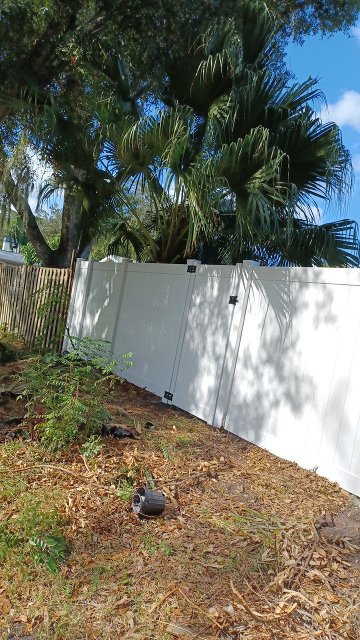 Bradenton, FL 6 ft. White Vinyl Privacy Fence by Asap fence and gates, LLC