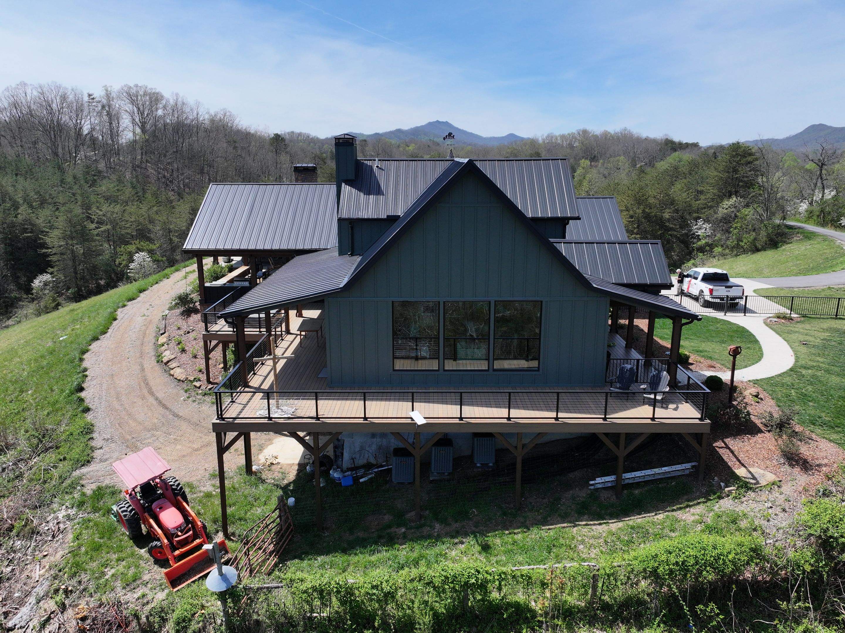 Rogers Residence by Omnia Roofing