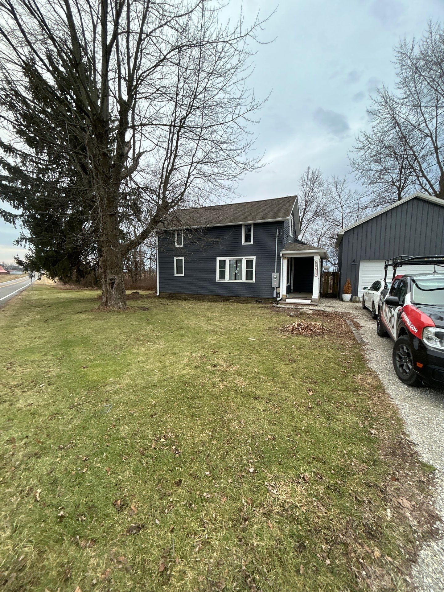 Lakeview - Siding Replacement by Nitro Roofing and Construction