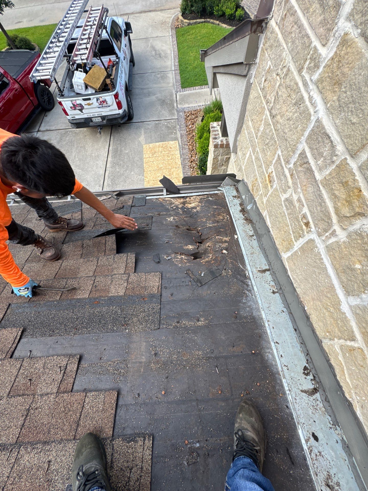 Roof Repair Montgomery by Roof Repair Company