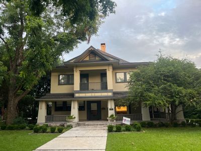 Tan exterior with IKO Driftshake