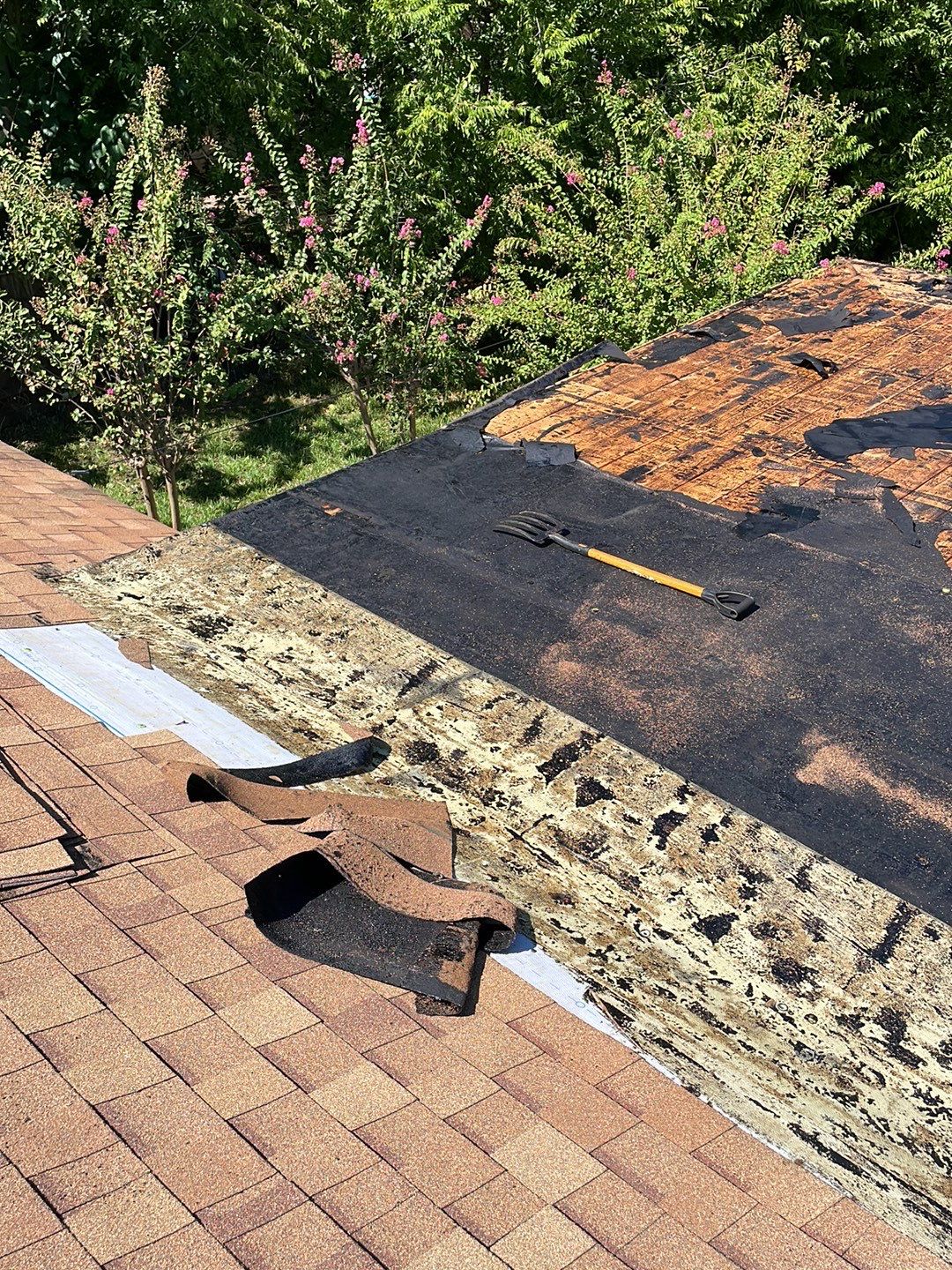 Residential Roofing Repair using Owen's Corning Duration (Lifetime) Shingles by Roof Repair Company