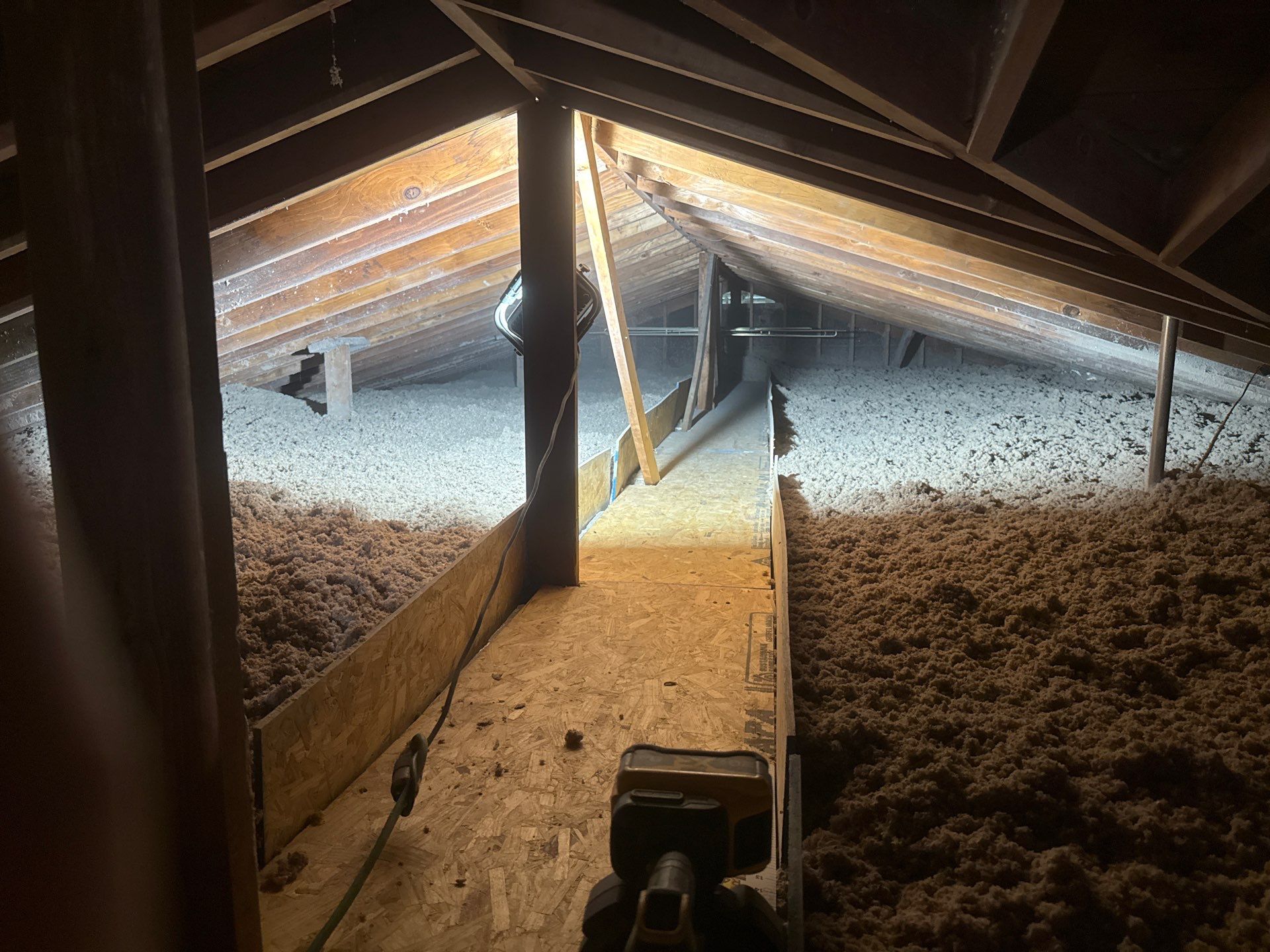 Blown-In Attic Insulation and Rodent Remediation in Canonsburg by Home Environment Solutions