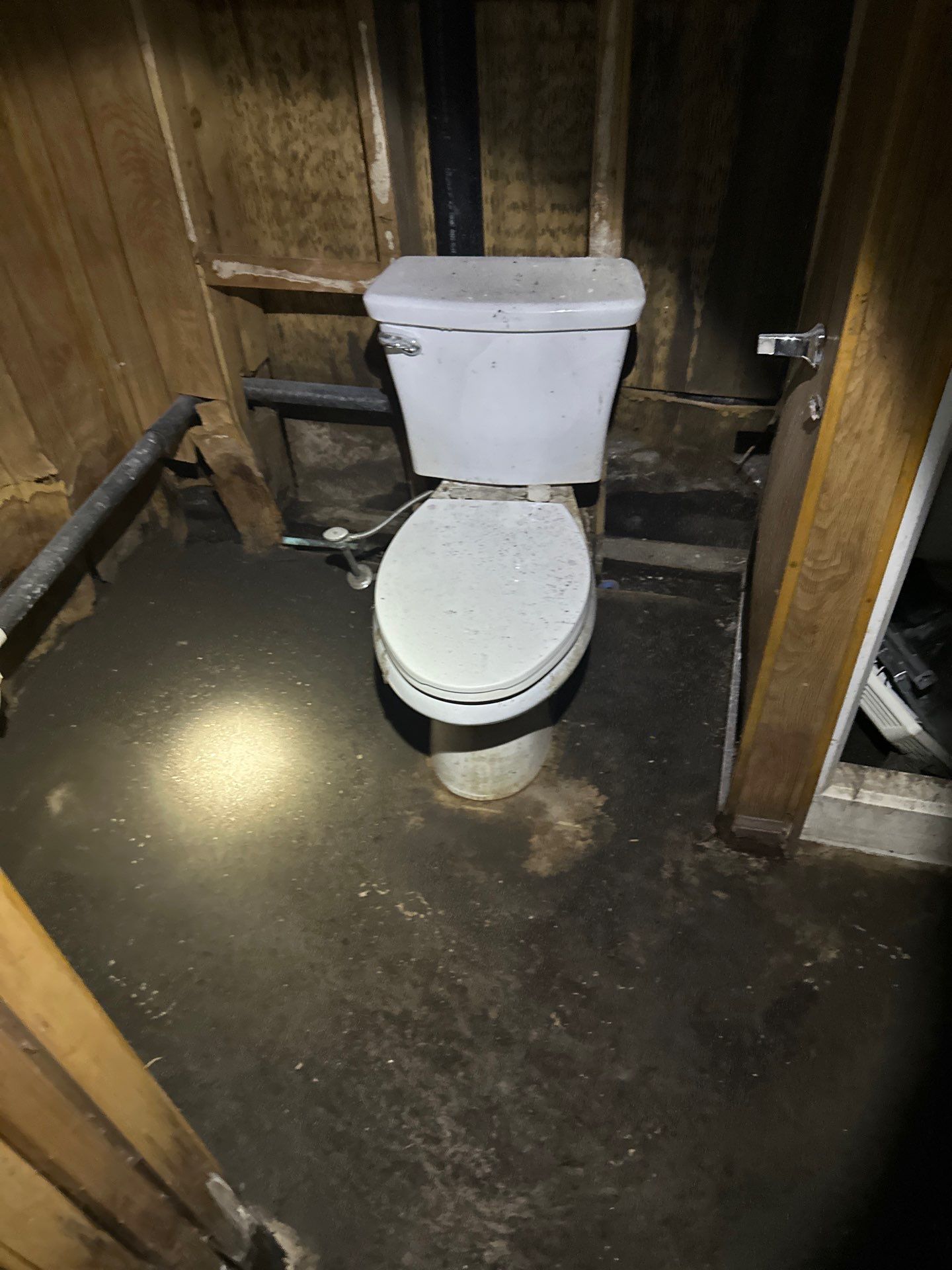 Dryout of previously flooded basement by BlueRed Restoration
