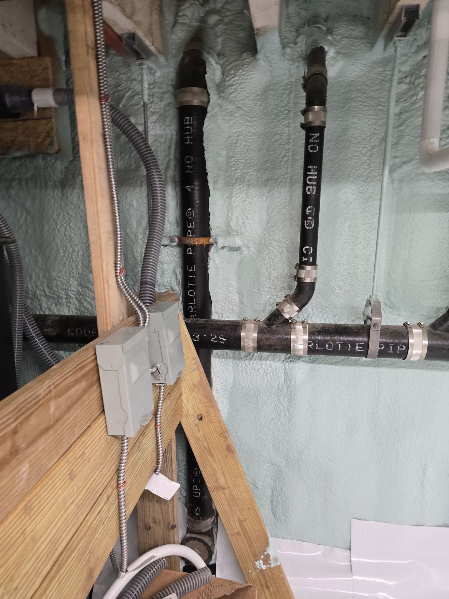 Crawl Space Encapsulation using Closed Cell Spray Foam by NYS Foam & Energy