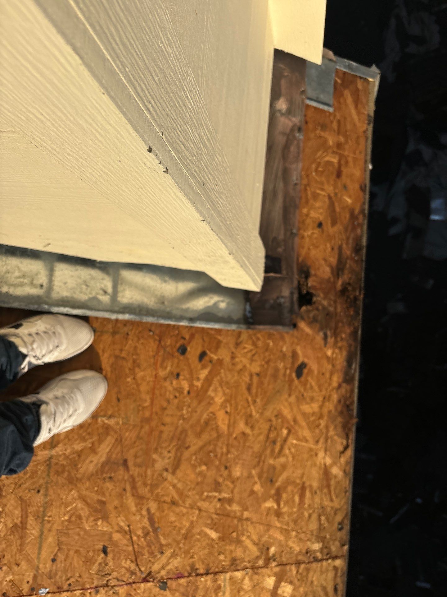 Residential Roofing Installation using Owen's Corning Duration (Lifetime) Shingles by Roof Repair Company