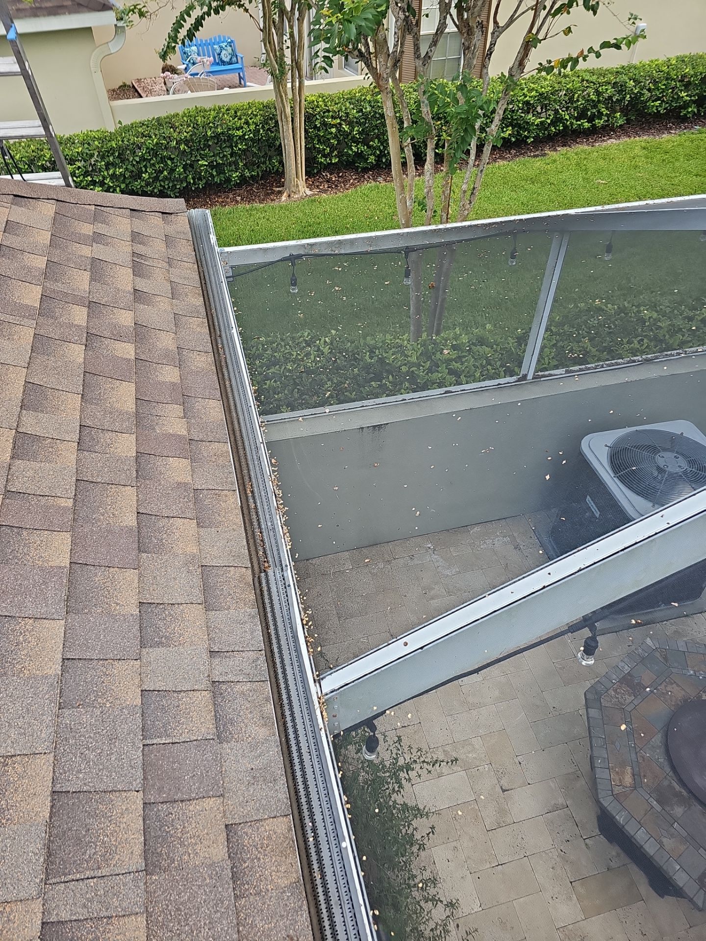 HOA gutter cleaning after photo.