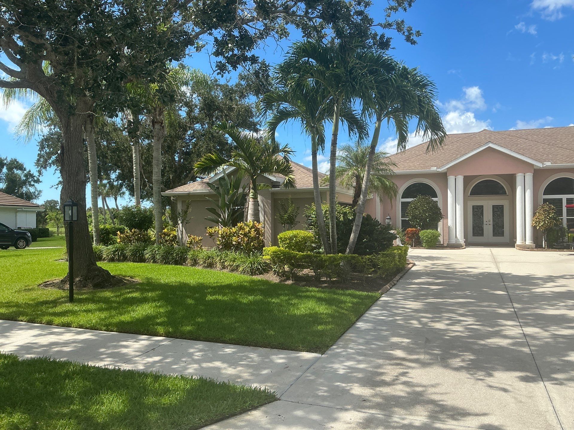 White 6-Inch Seamless Gutters in Sarasota FL by Gutter Professor by Gutter Professors